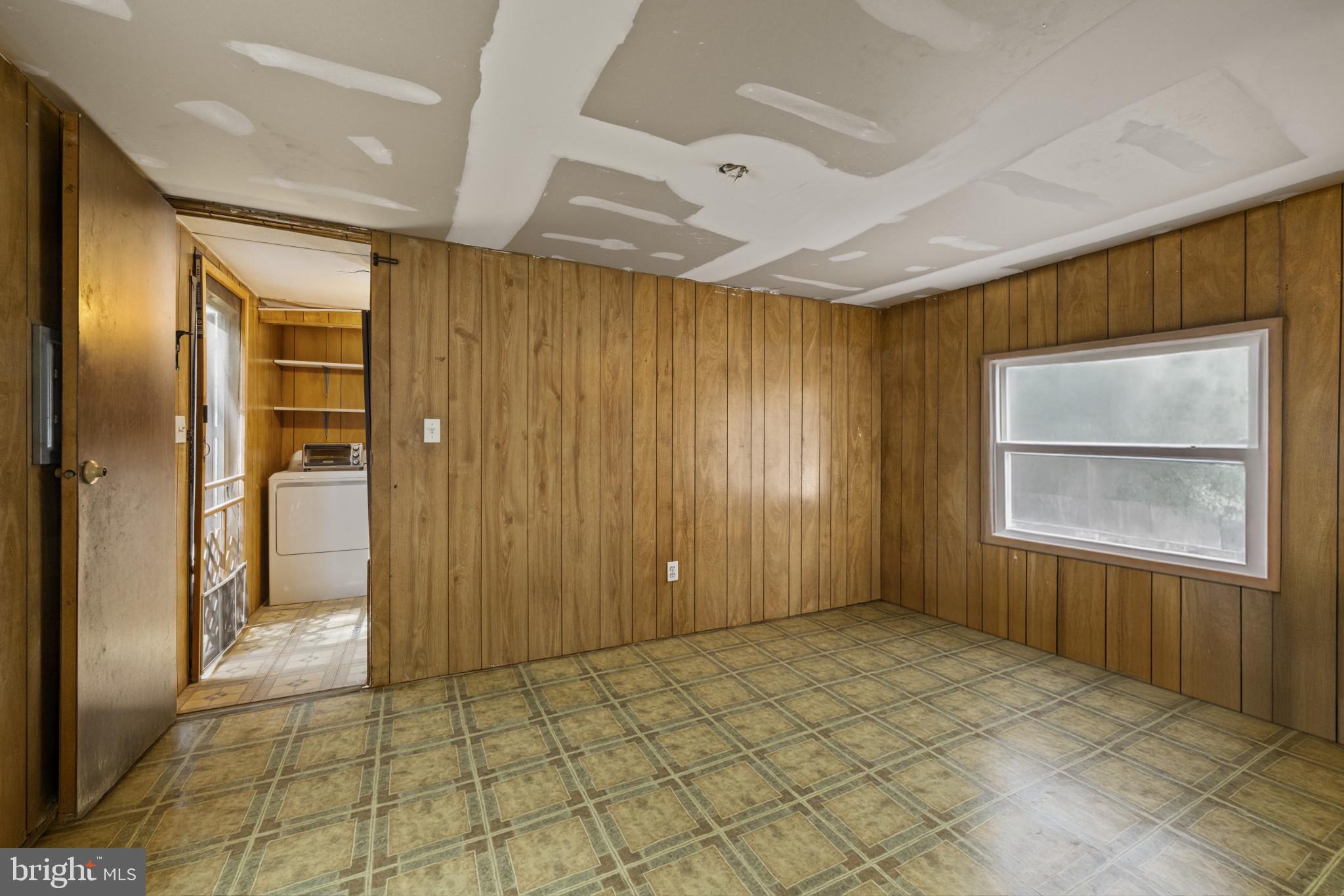 DEEP RUN PARK - Residential