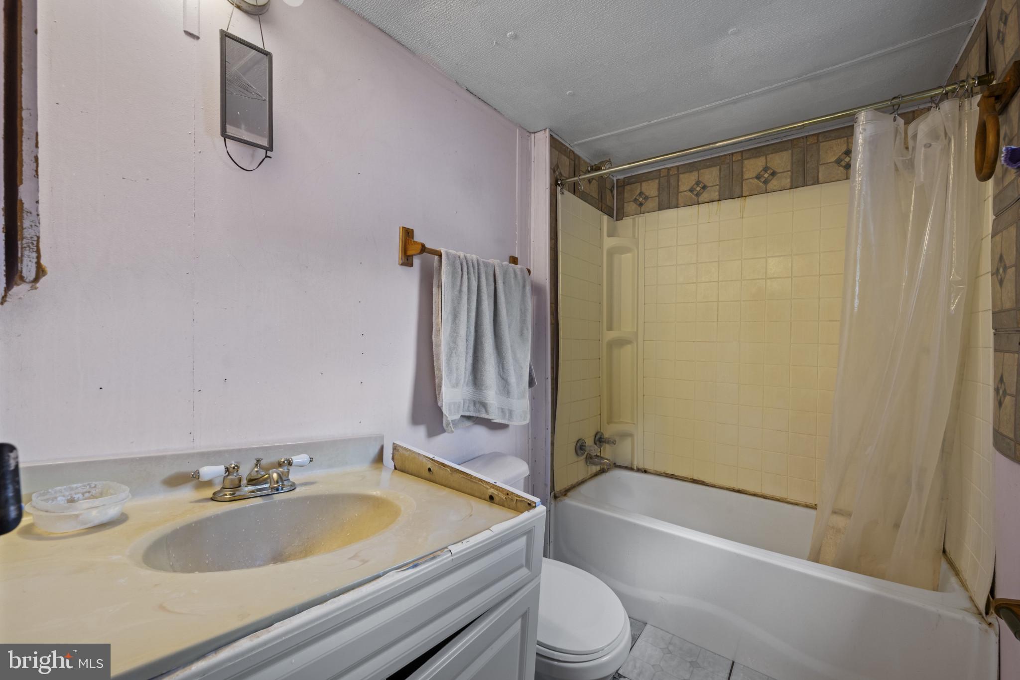 DEEP RUN PARK - Residential