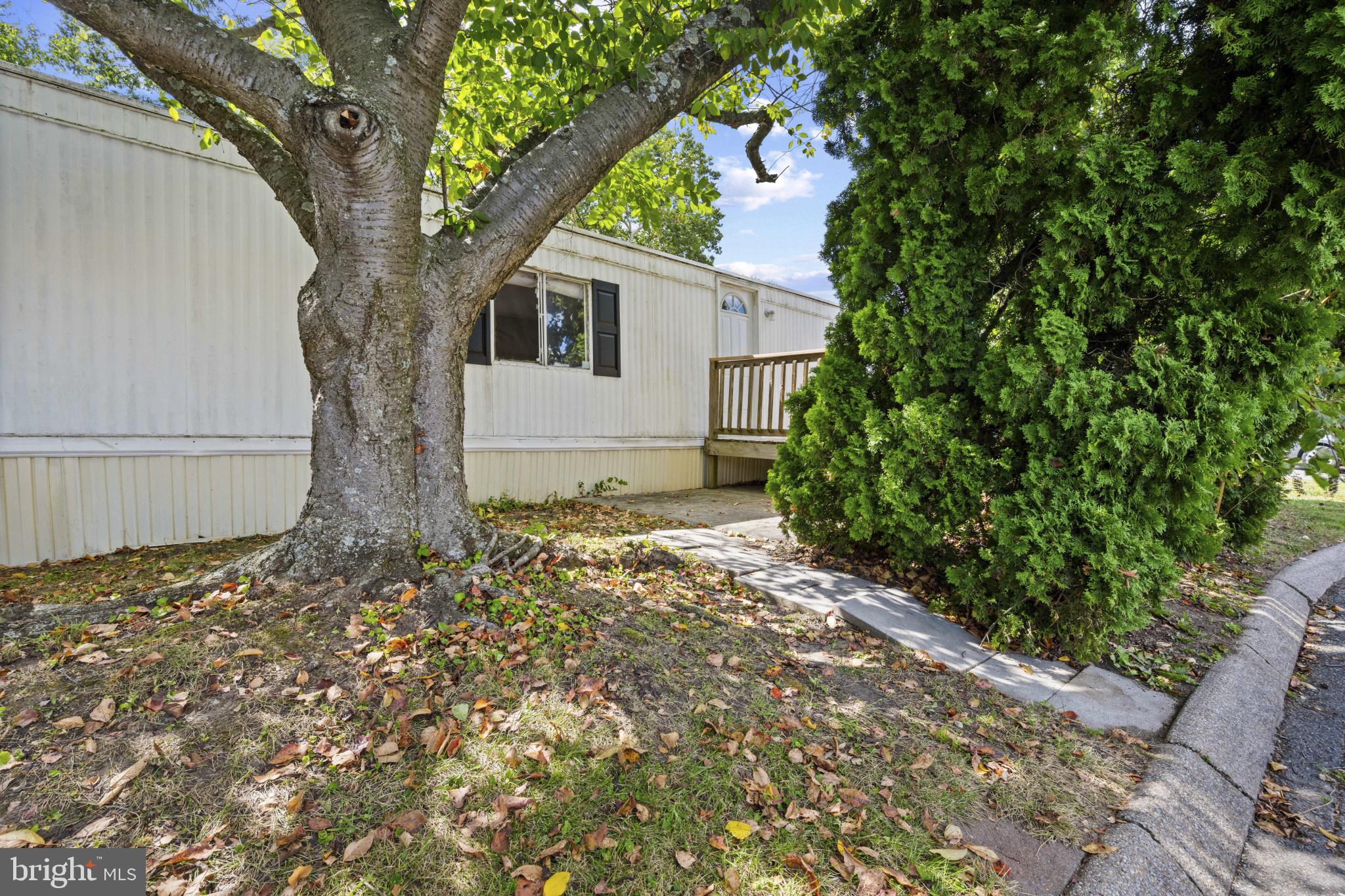 DEEP RUN PARK - Residential