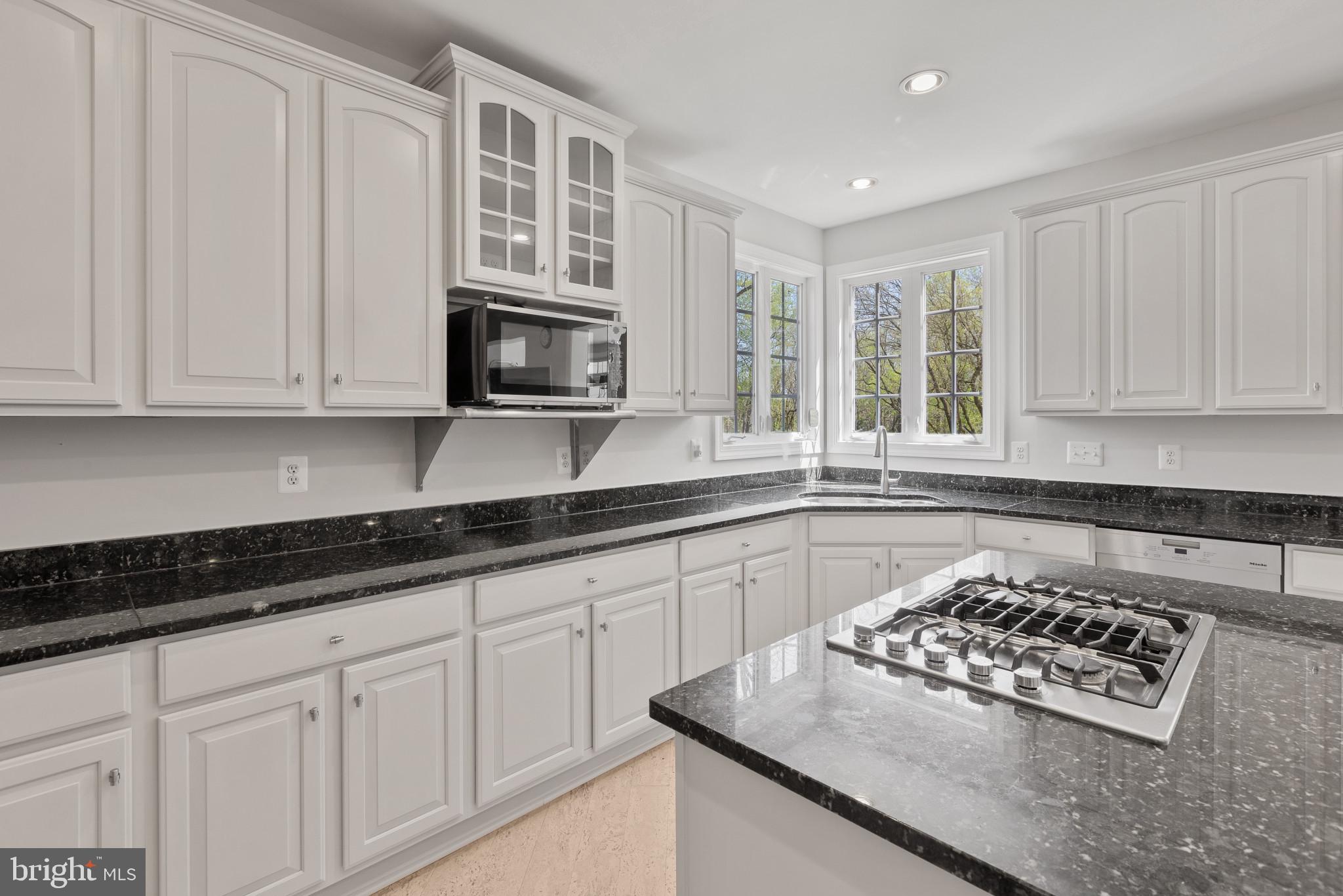 DENIT ESTATES - Residential