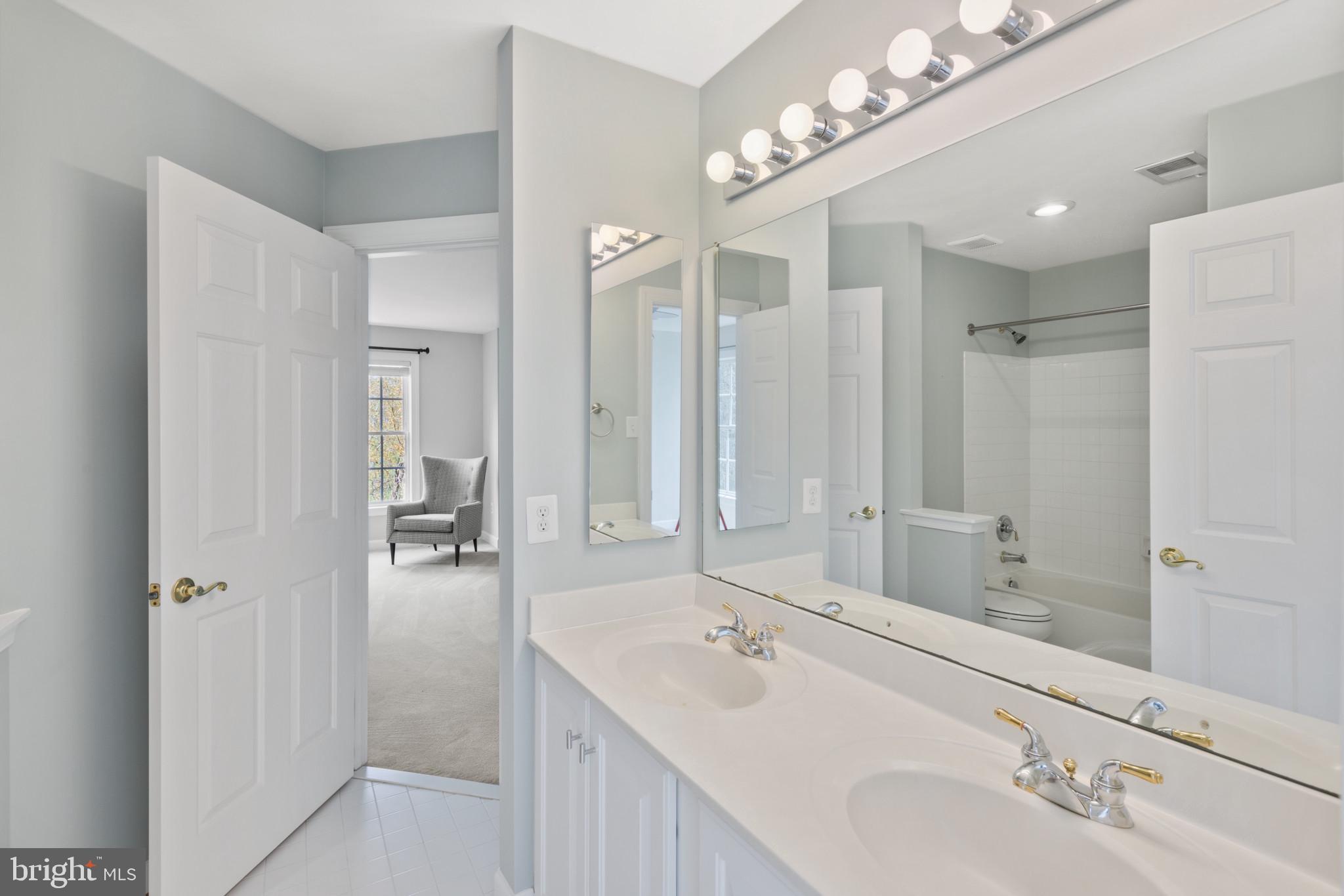 DENIT ESTATES - Residential