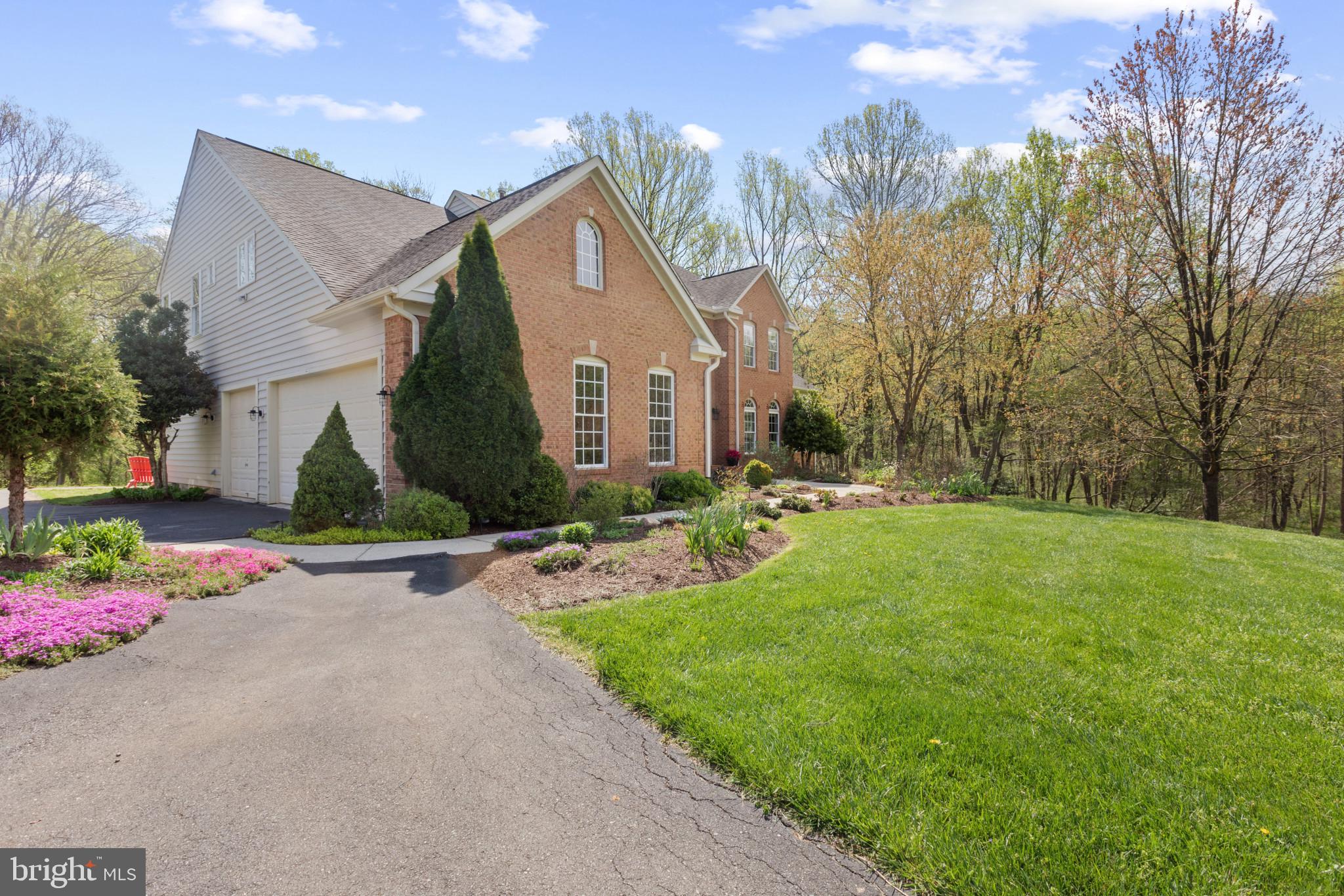 DENIT ESTATES - Residential