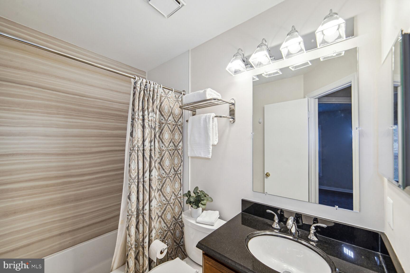 ASPENWOOD - Residential