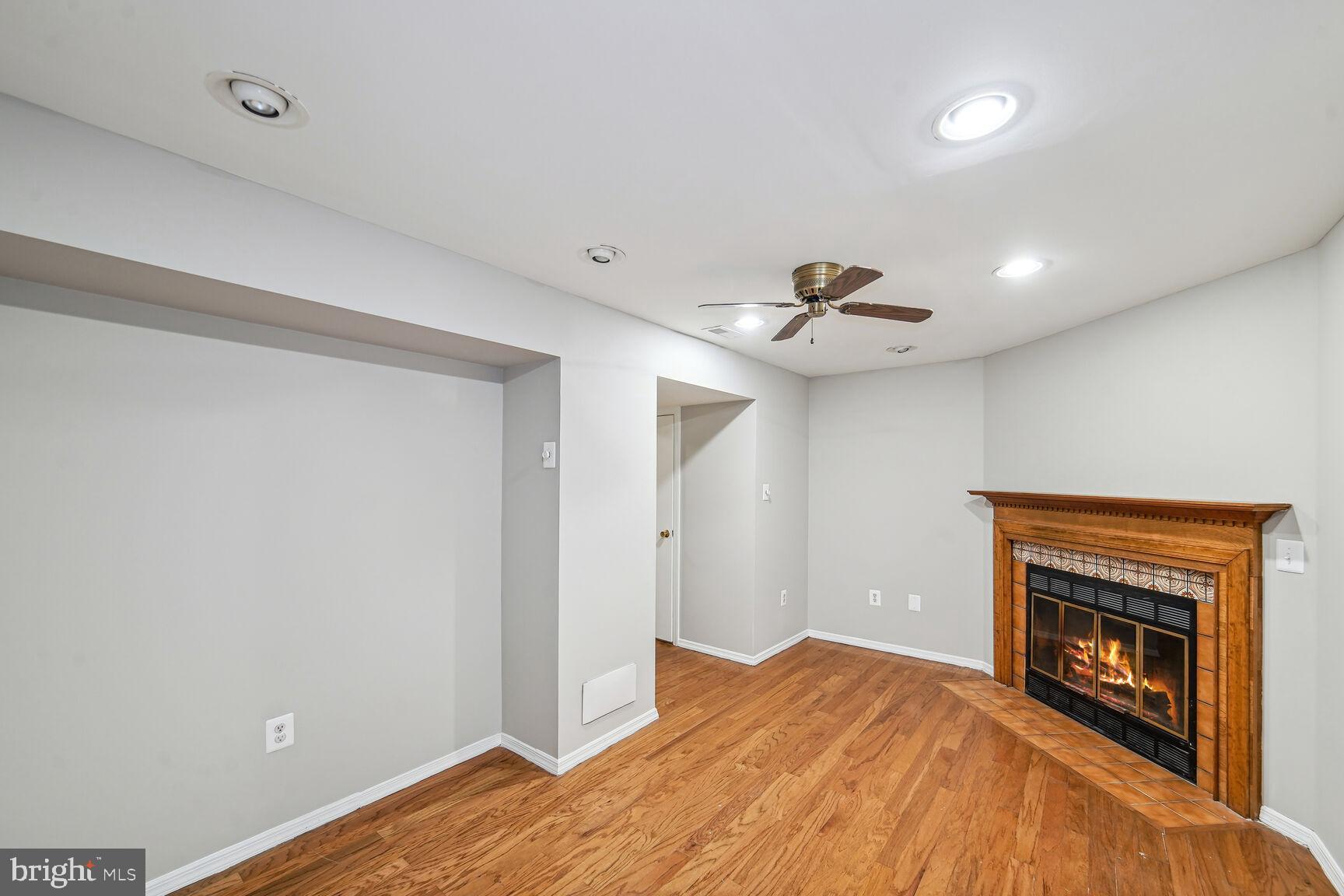 ASPENWOOD - Residential