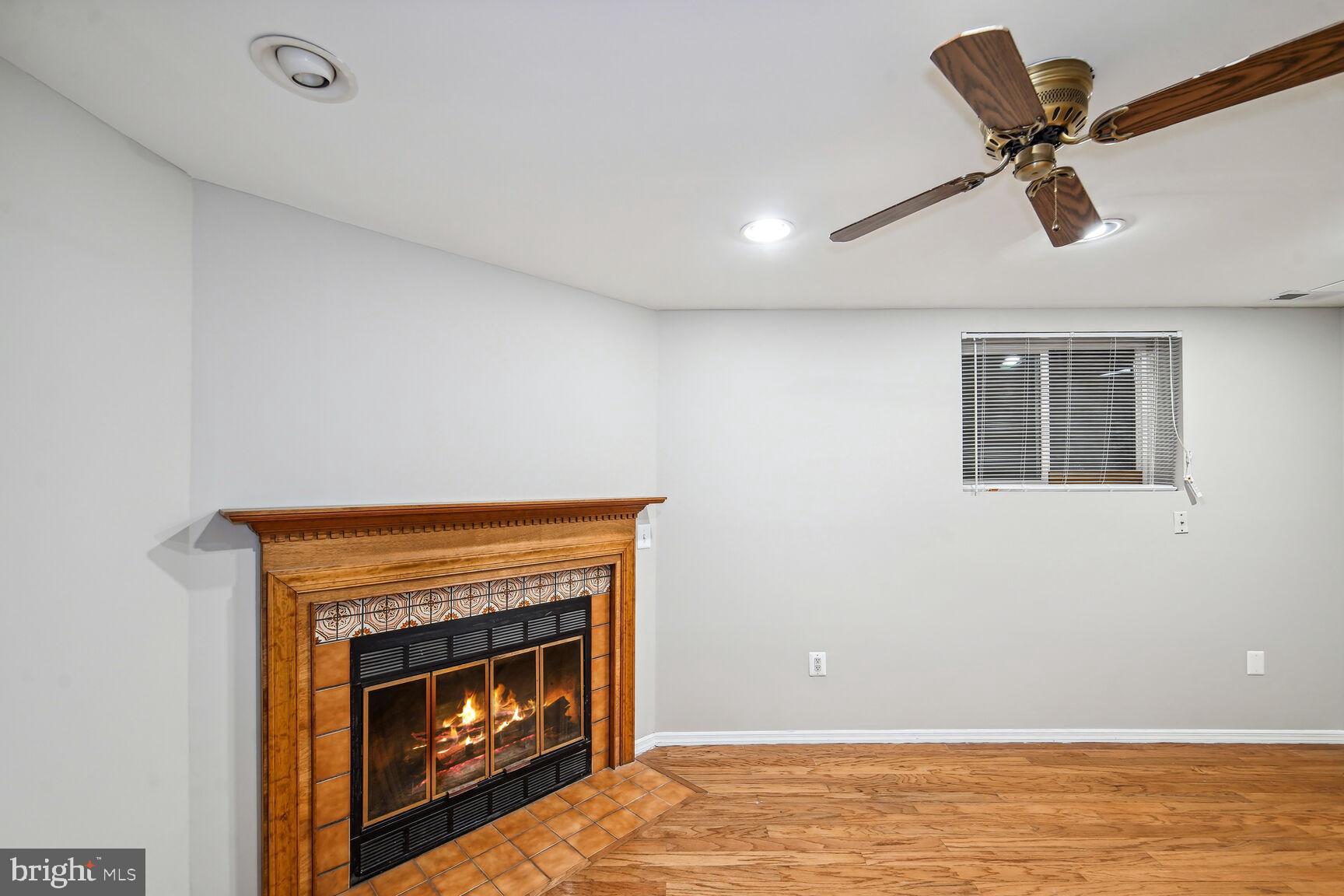 ASPENWOOD - Residential