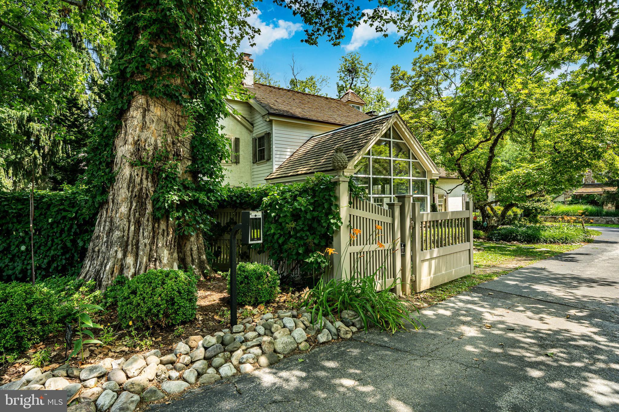 623 SUGARTOWN ROAD