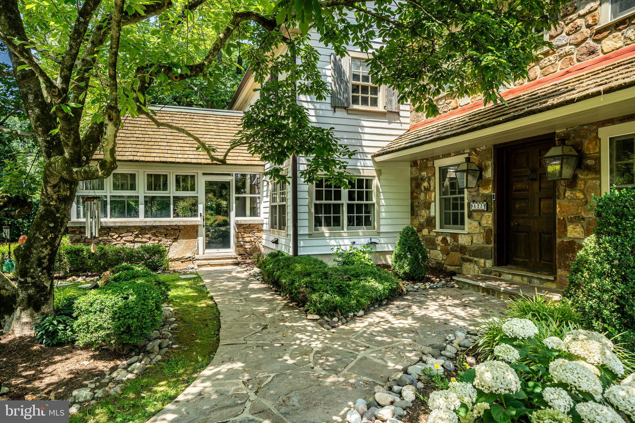 623 SUGARTOWN ROAD