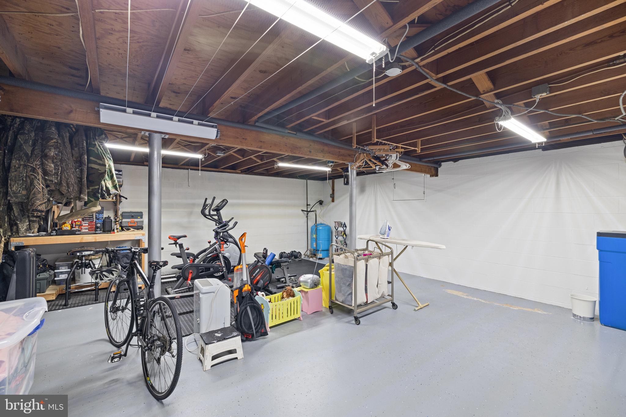 LOTHIAN - Residential