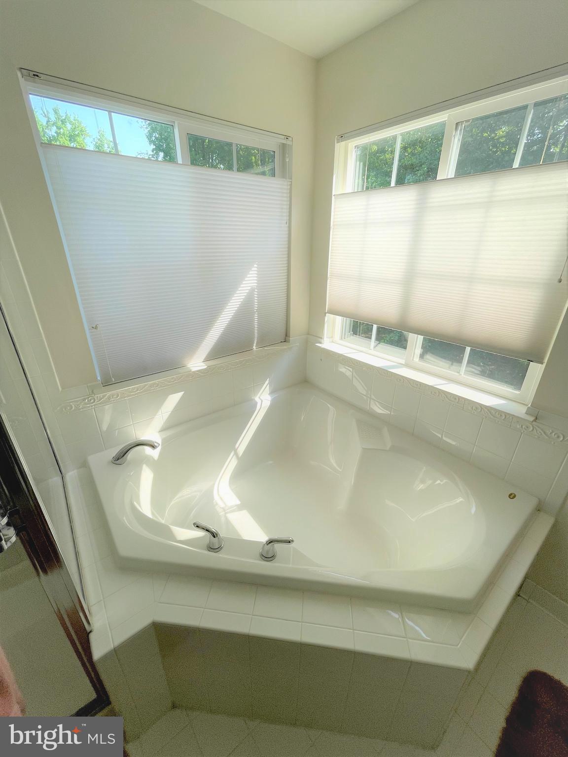 TANTALLON SQUARE - Residential