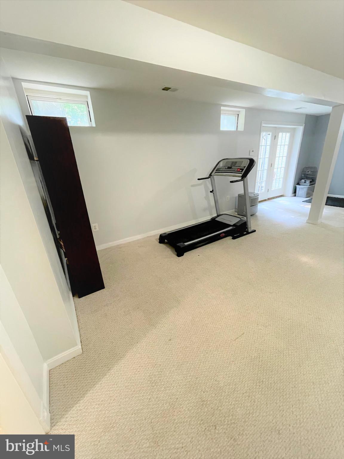 TANTALLON SQUARE - Residential