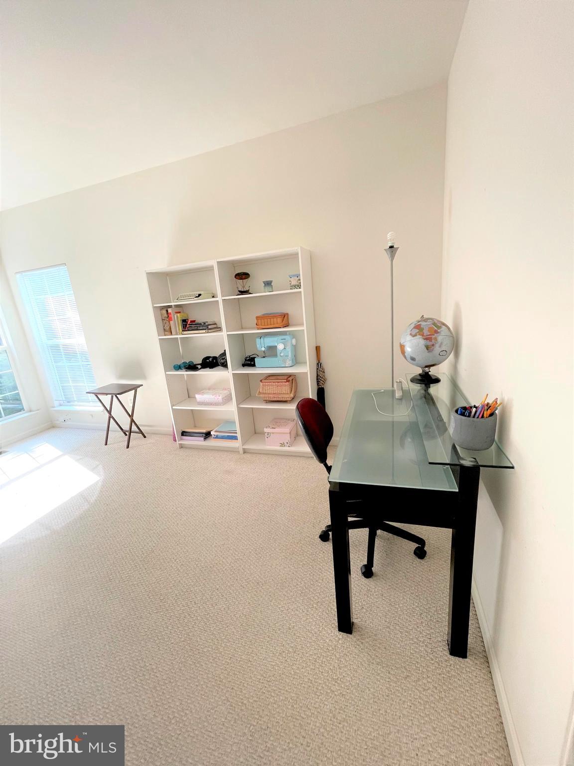 TANTALLON SQUARE - Residential