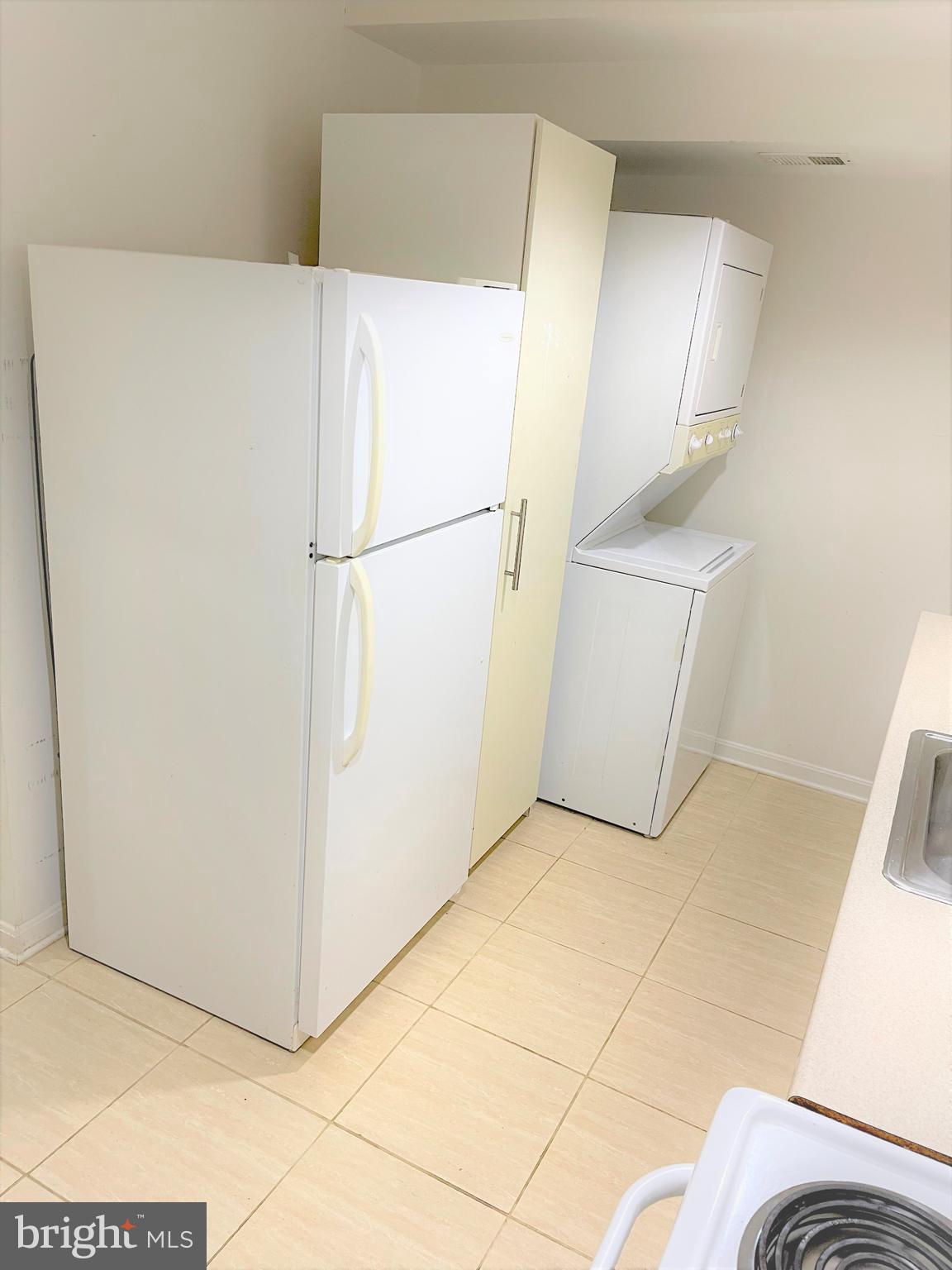 TANTALLON SQUARE - Residential