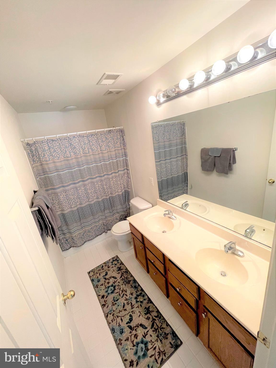 TANTALLON SQUARE - Residential