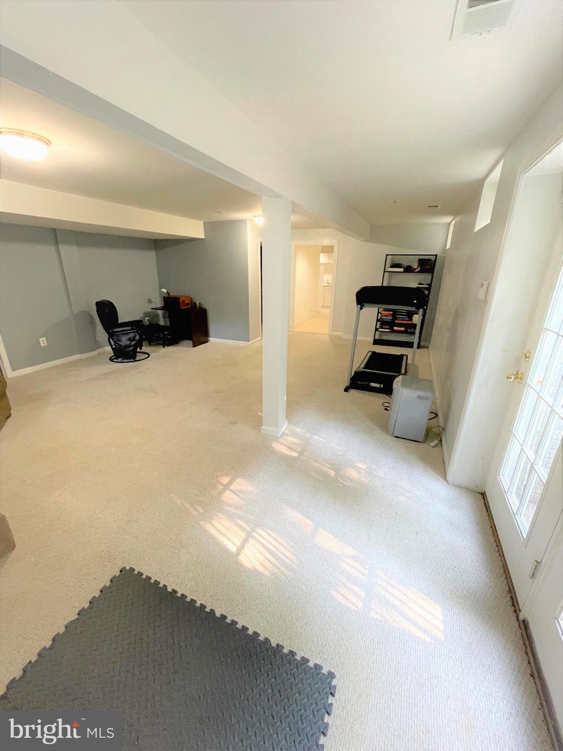 TANTALLON SQUARE - Residential