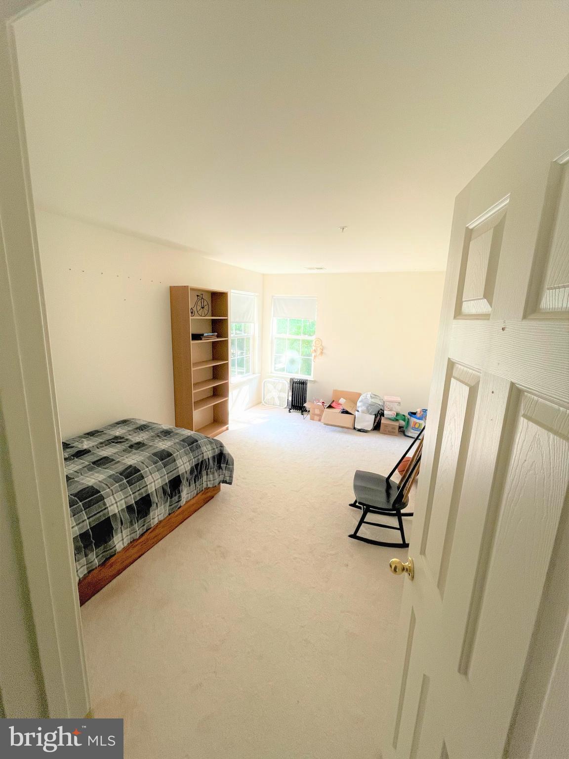 TANTALLON SQUARE - Residential