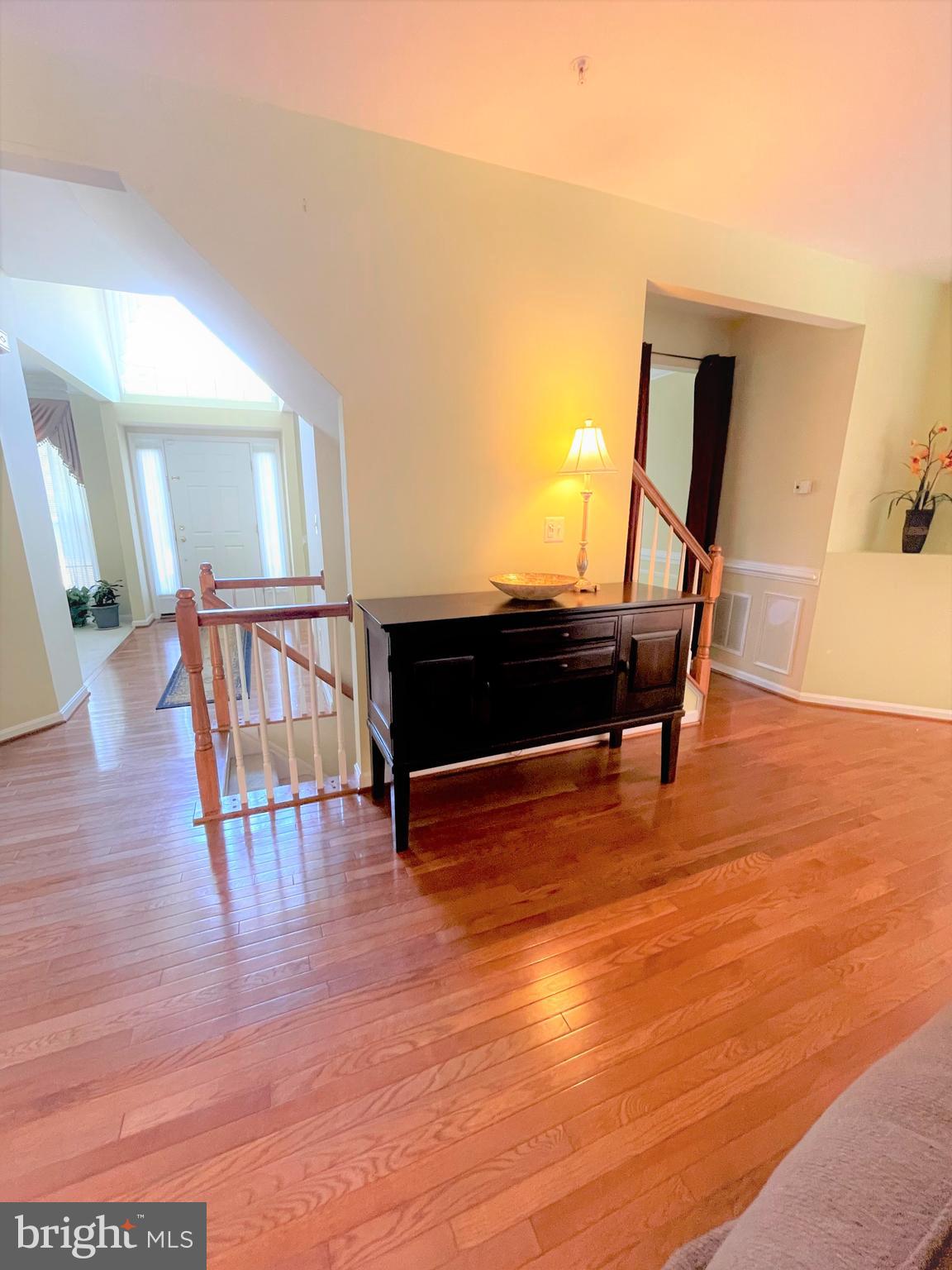 TANTALLON SQUARE - Residential