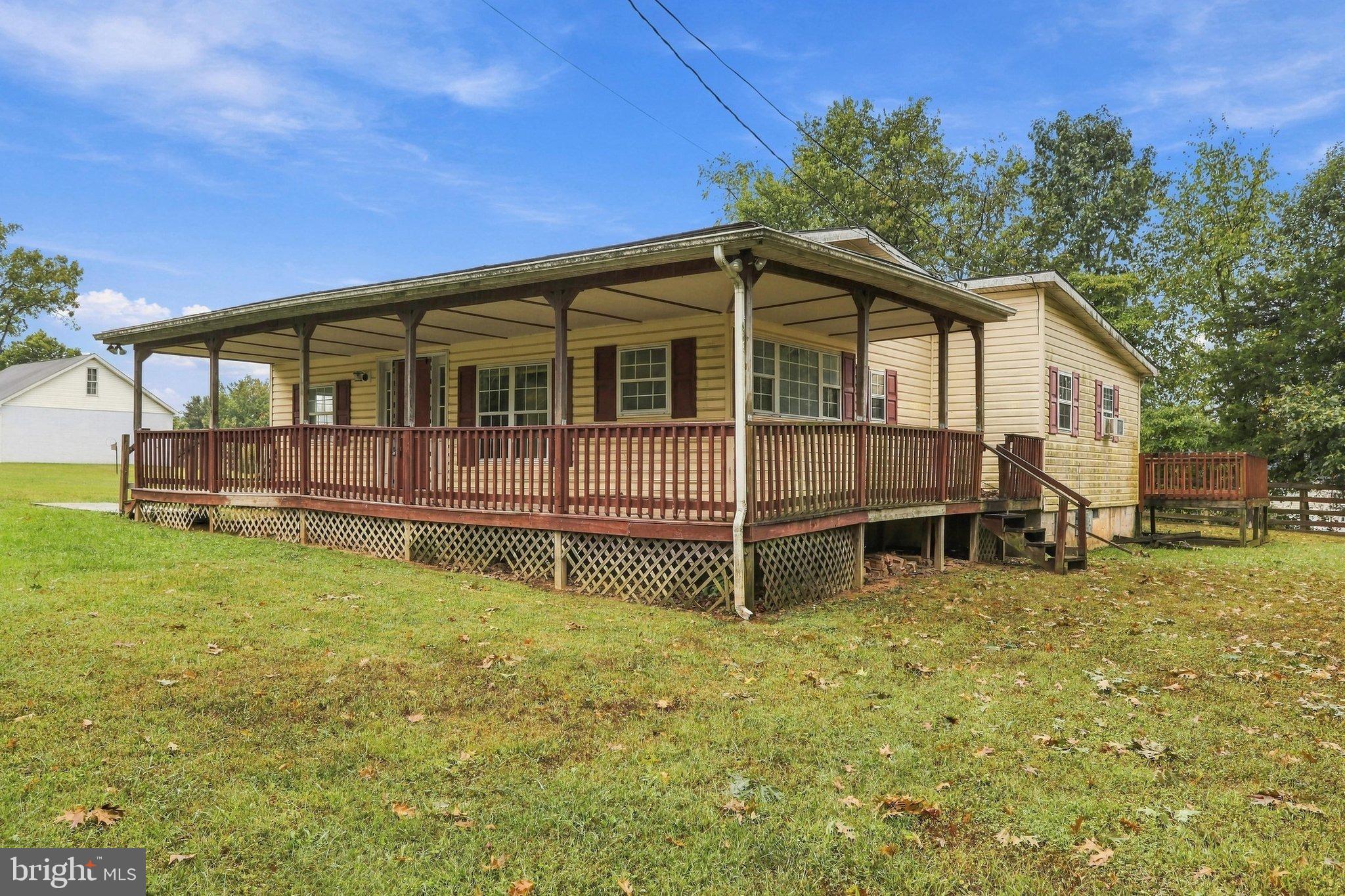 373 POTOMAC BOULEVARD