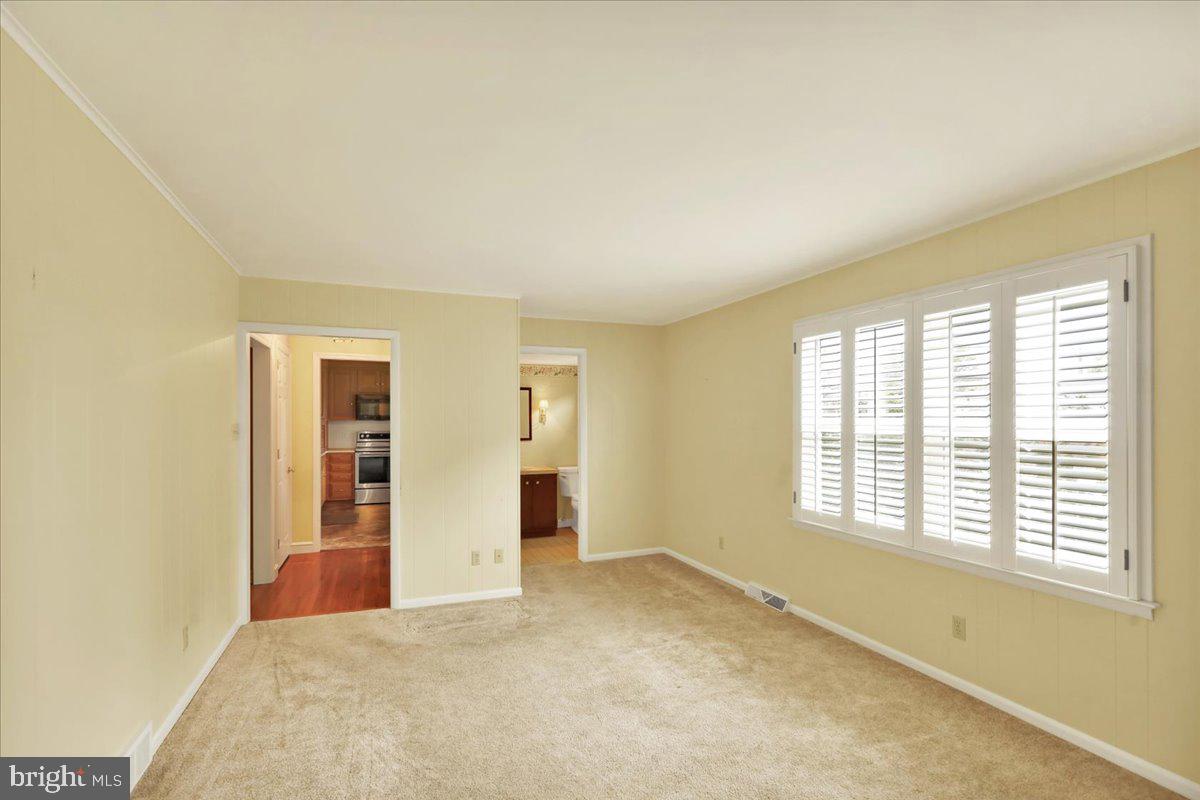 WHITFIELD - Residential