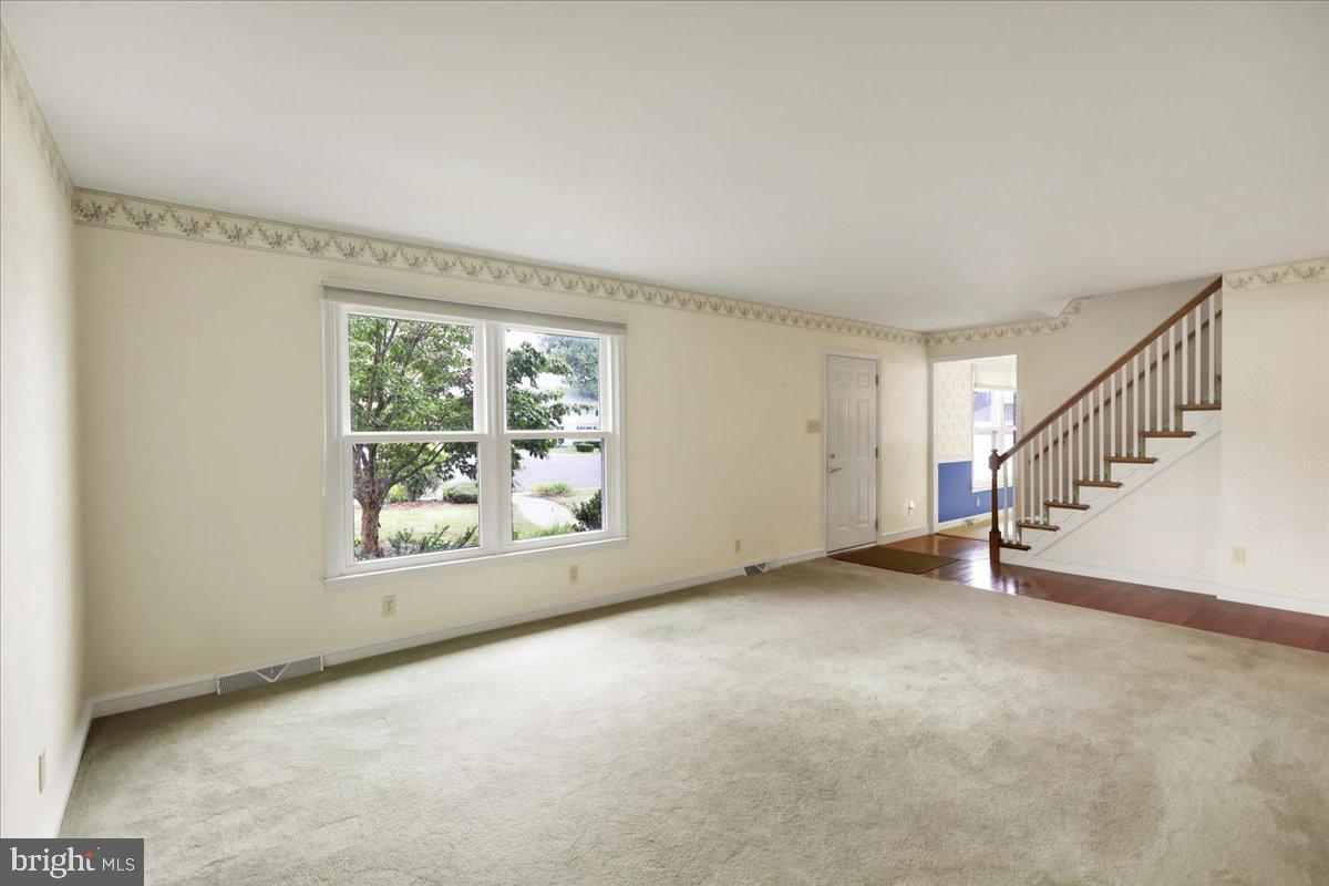 WHITFIELD - Residential