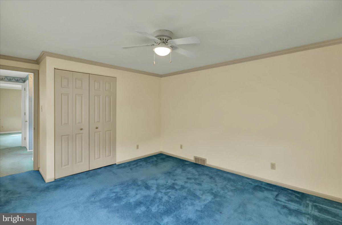 WHITFIELD - Residential