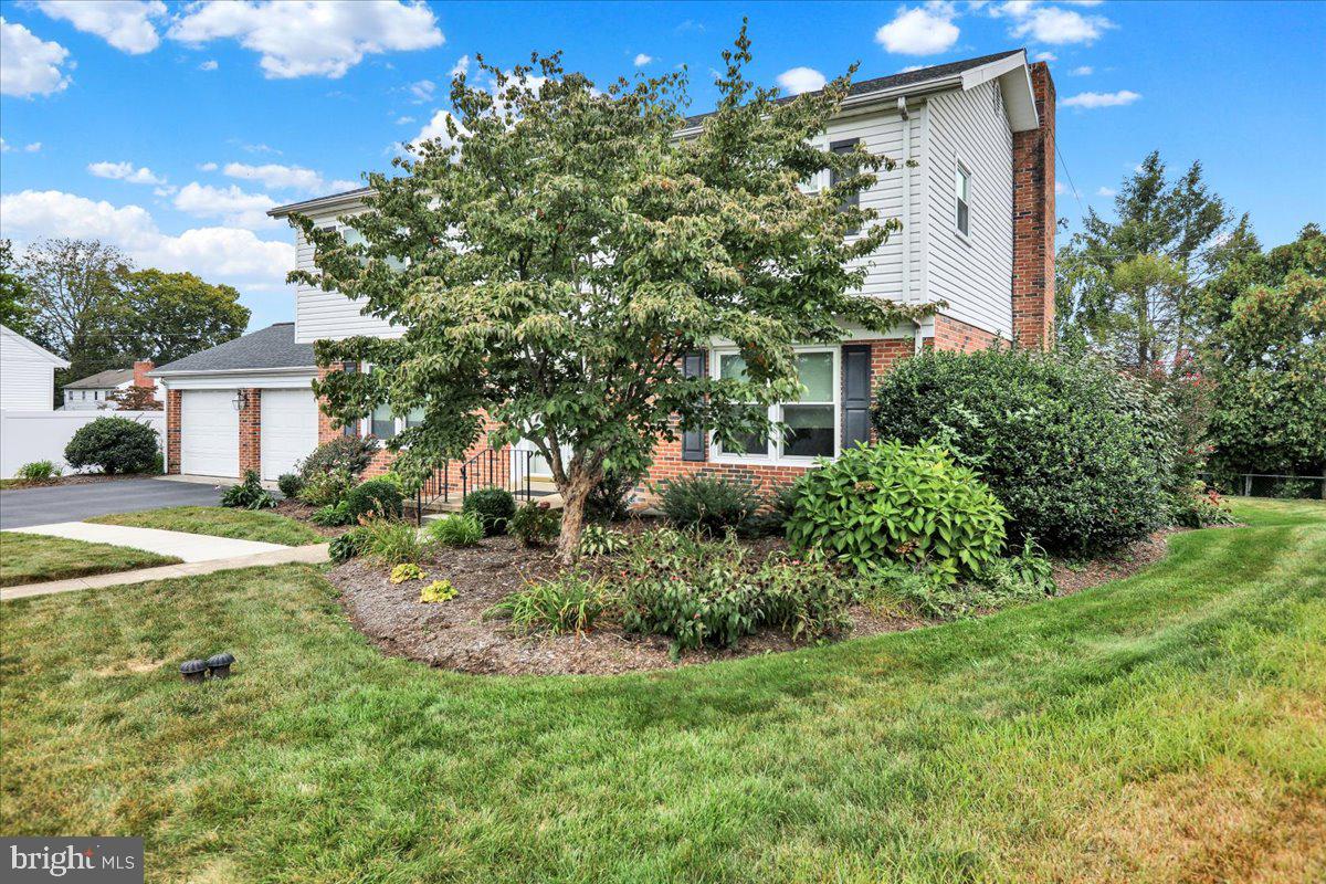 WHITFIELD - Residential