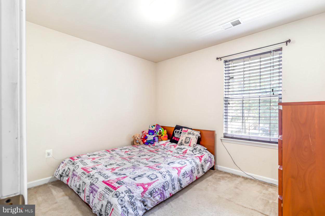 EAST COLUMBIA - Residential