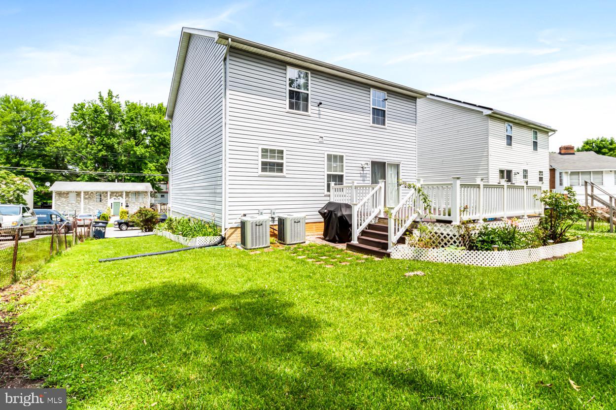 EAST COLUMBIA - Residential