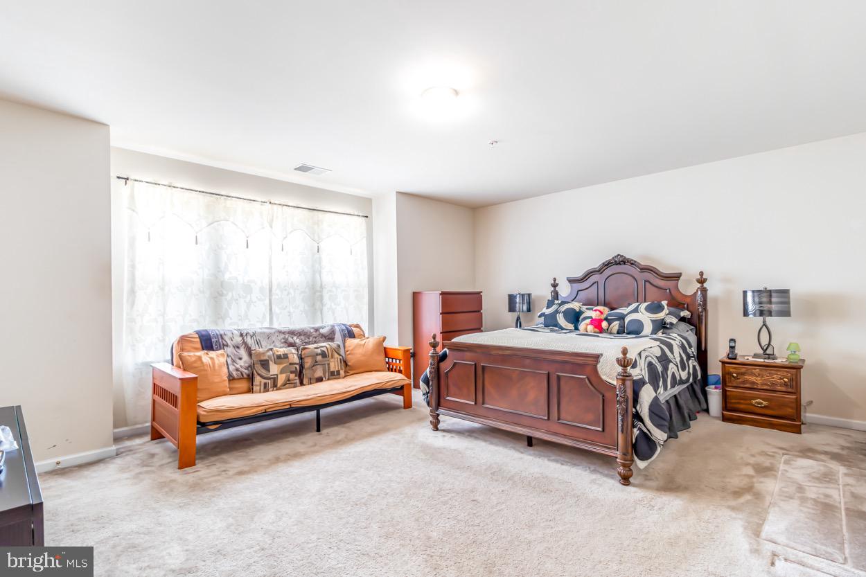 EAST COLUMBIA - Residential