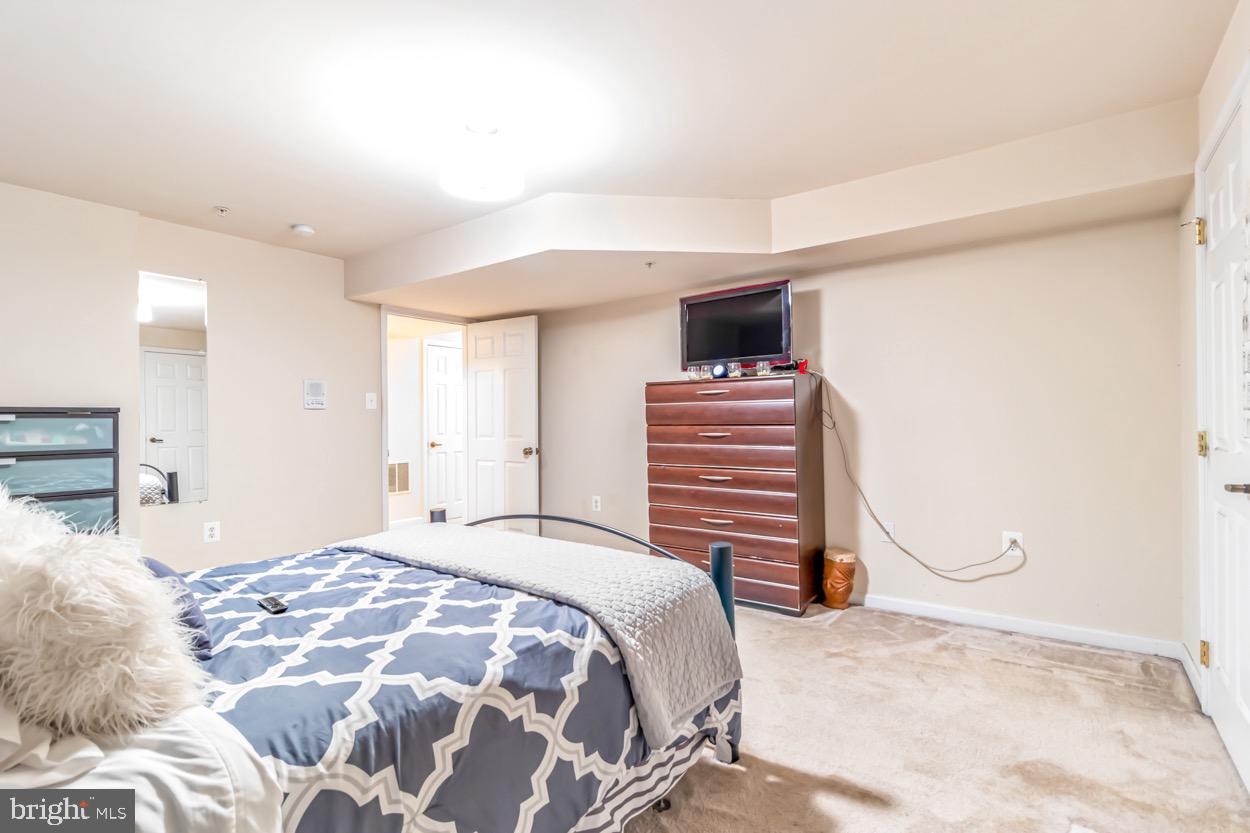 EAST COLUMBIA - Residential