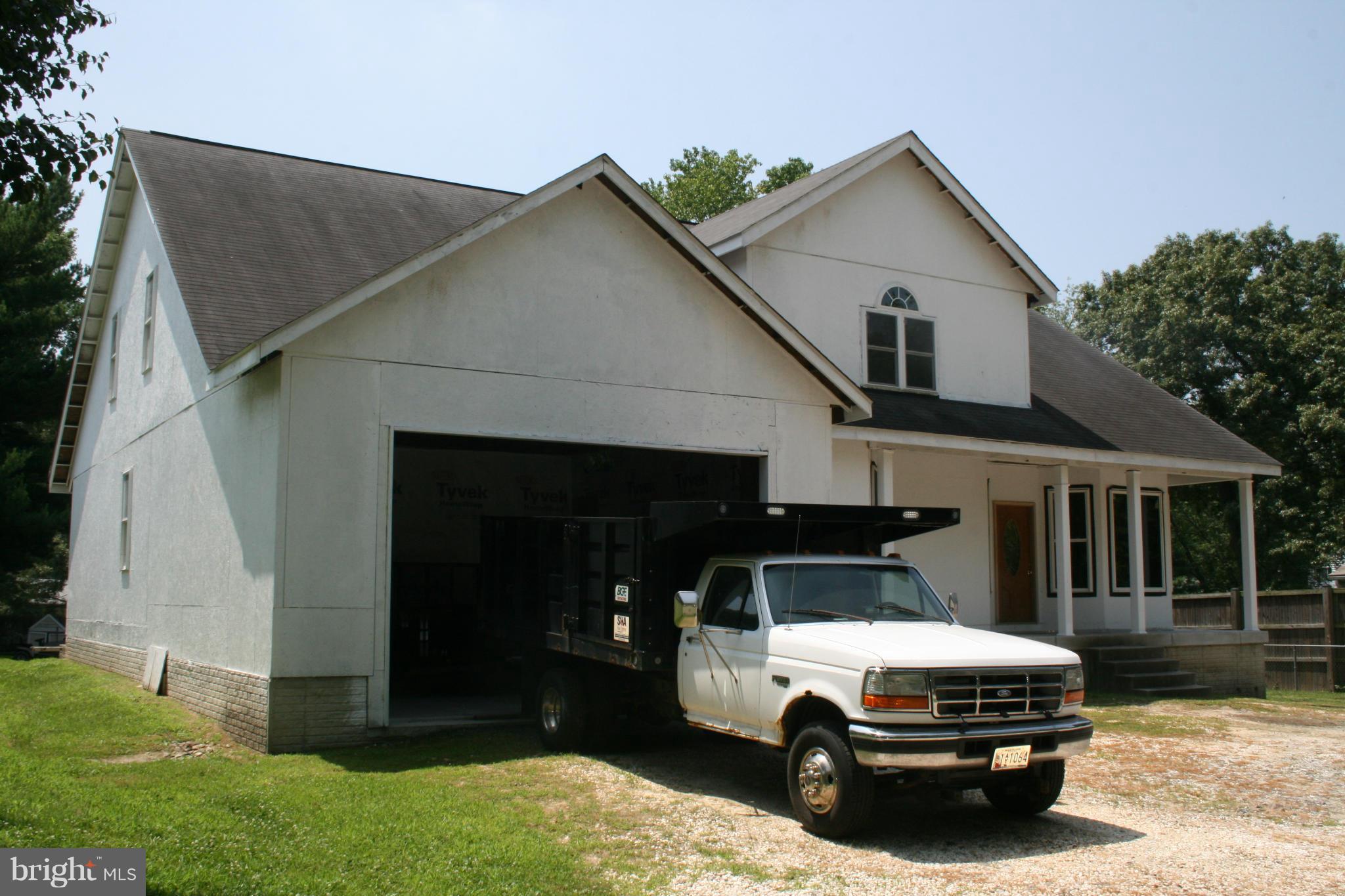 RIVERDALE PARK - Residential