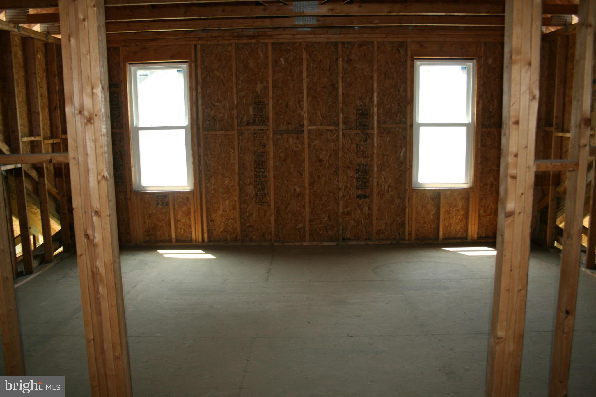 RIVERDALE PARK - Residential