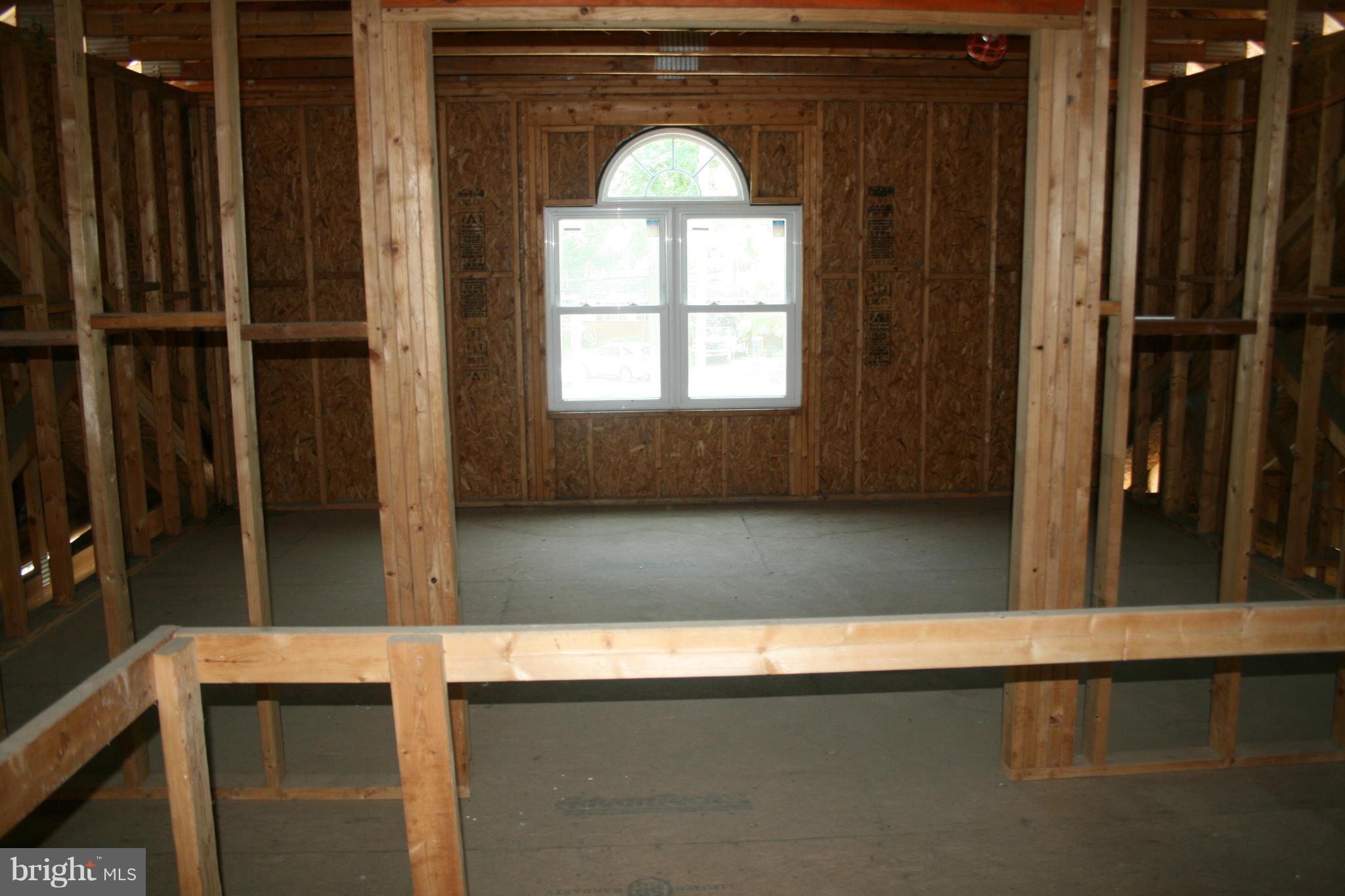 RIVERDALE PARK - Residential