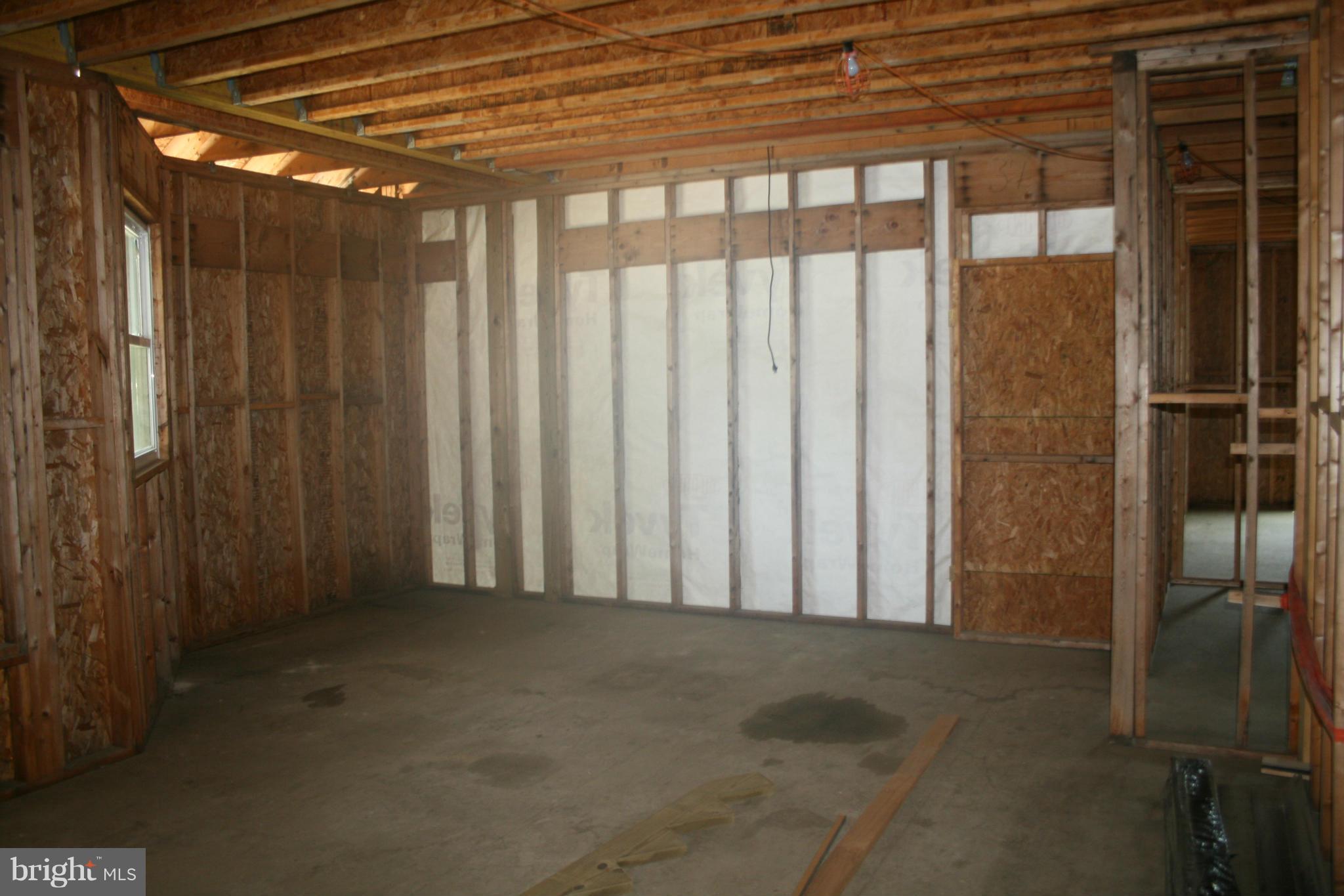 RIVERDALE PARK - Residential