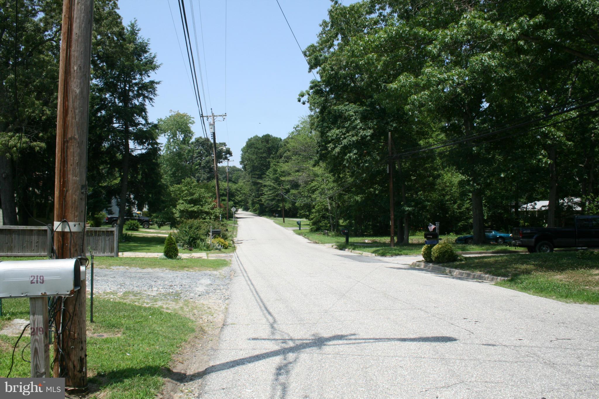 RIVERDALE PARK - Residential