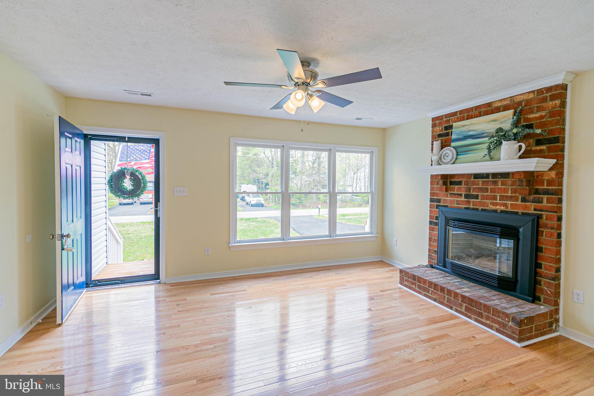 LAKE CAROLINE - Residential