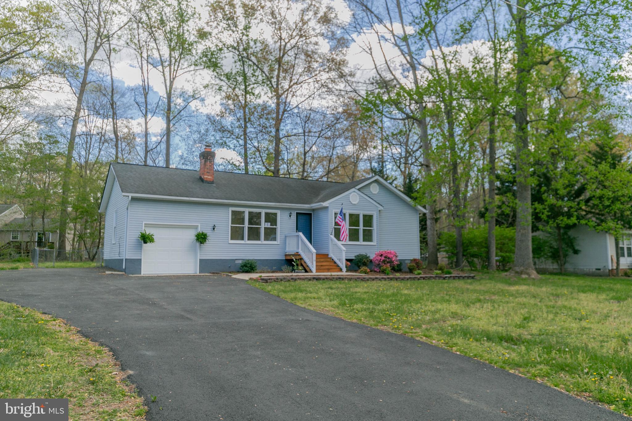 LAKE CAROLINE - Residential