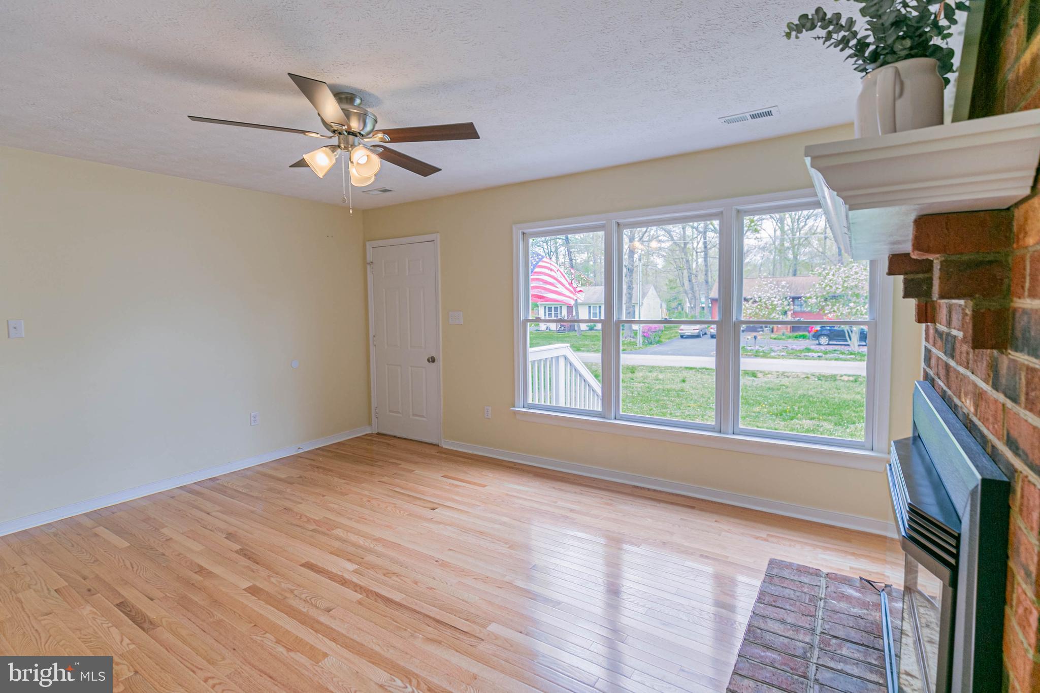 LAKE CAROLINE - Residential