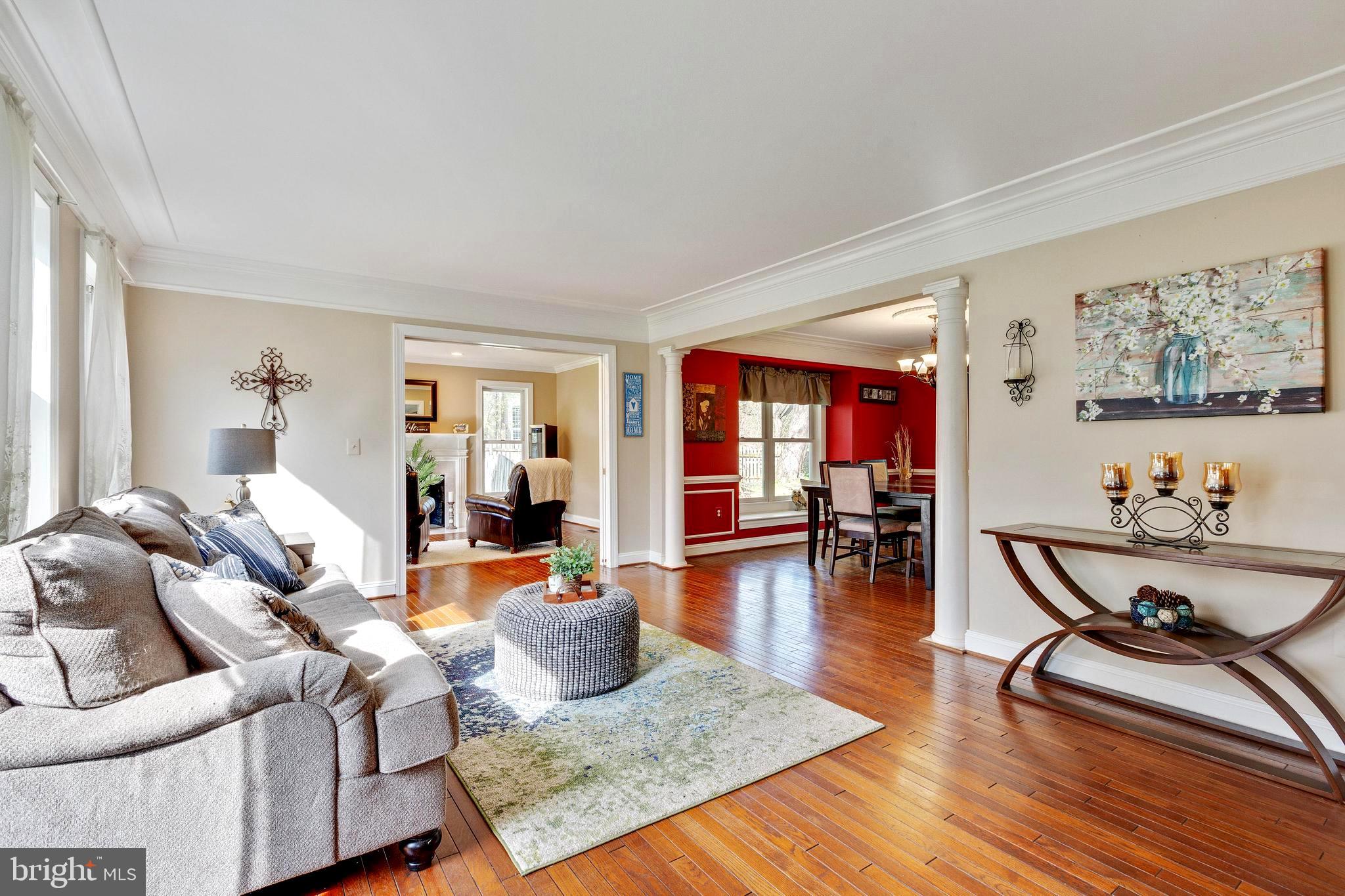 REDLAND KNOLLS - Residential