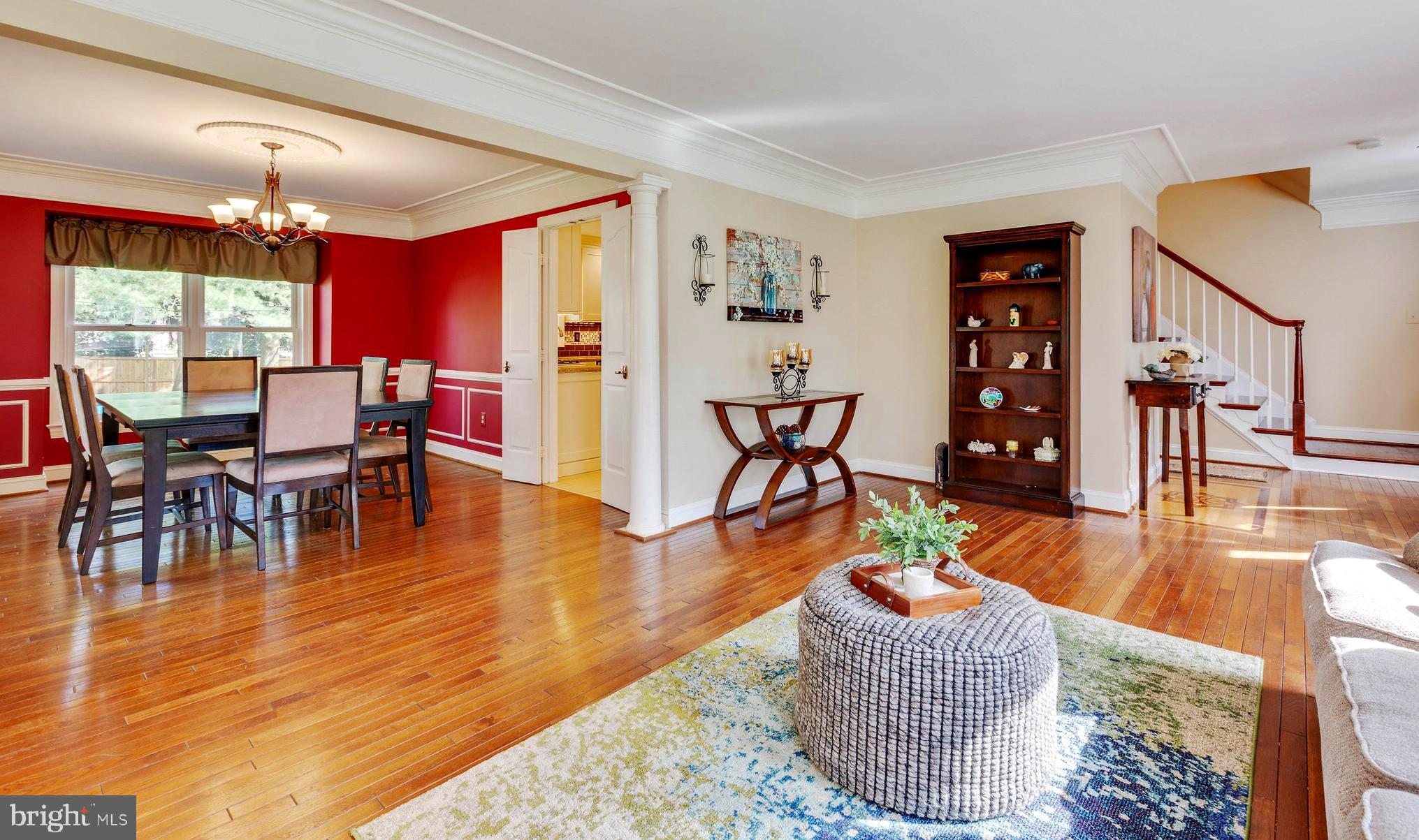 REDLAND KNOLLS - Residential