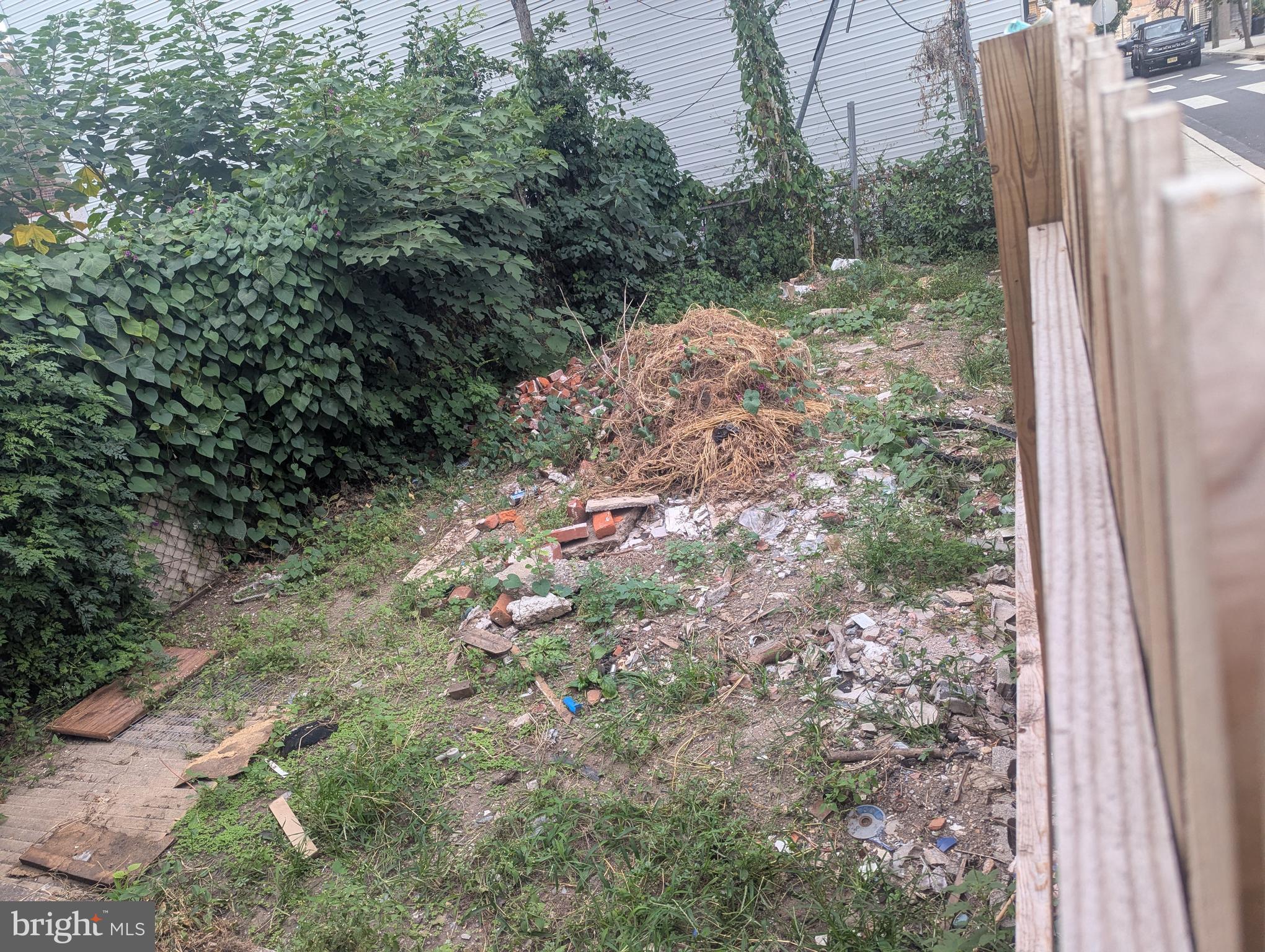 PHILADELPHIA - Residential