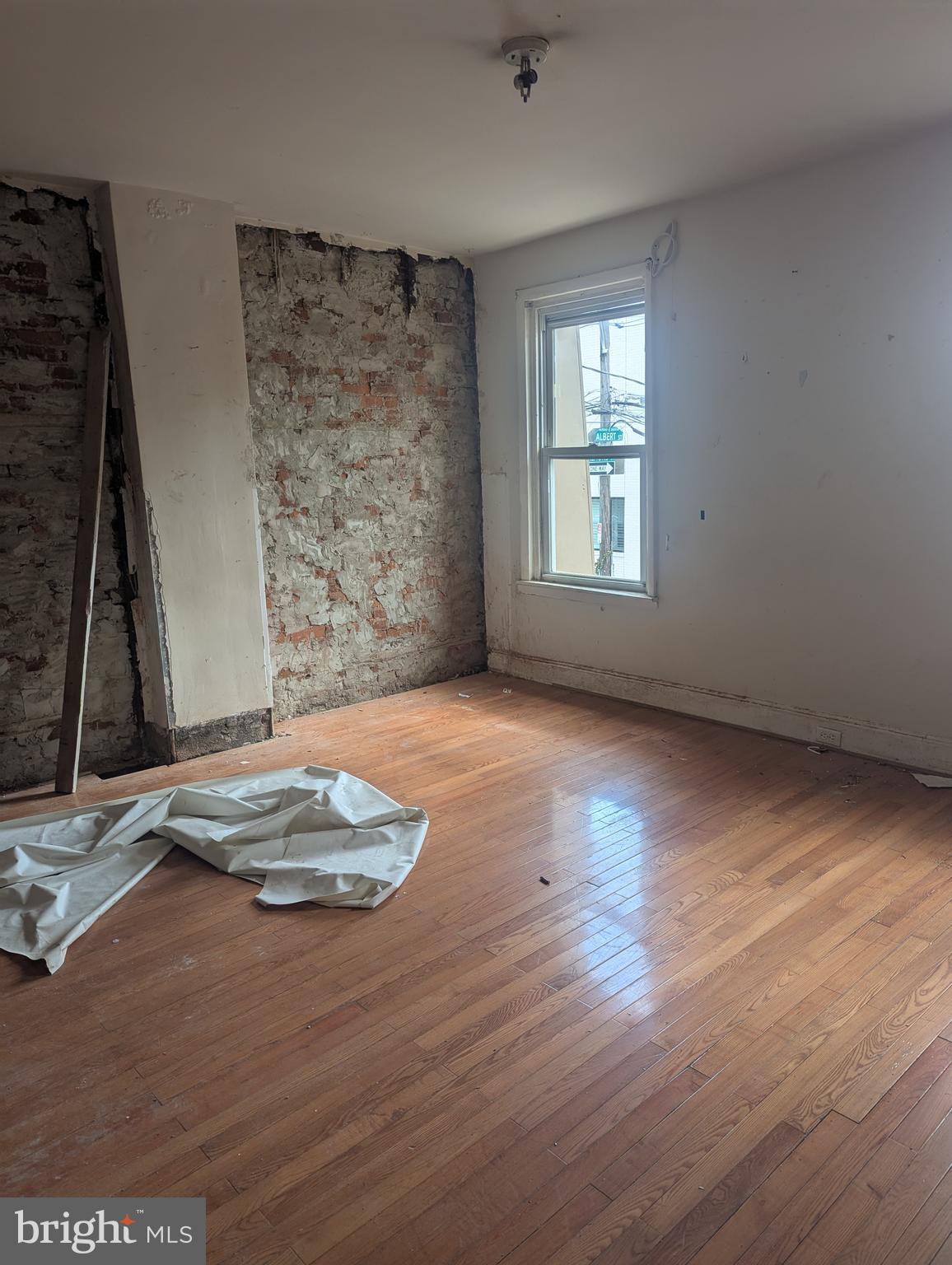 PHILADELPHIA - Residential