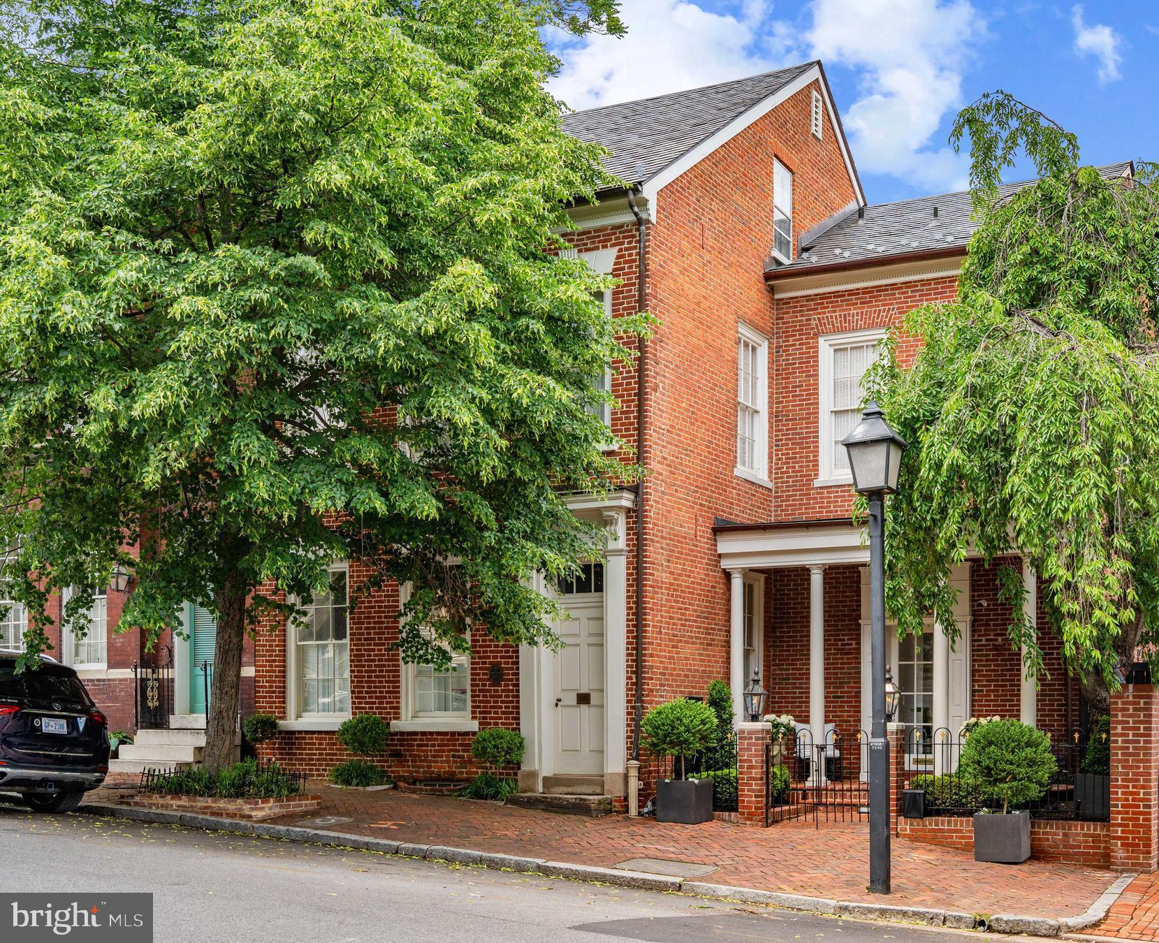 OLD TOWN - Residential