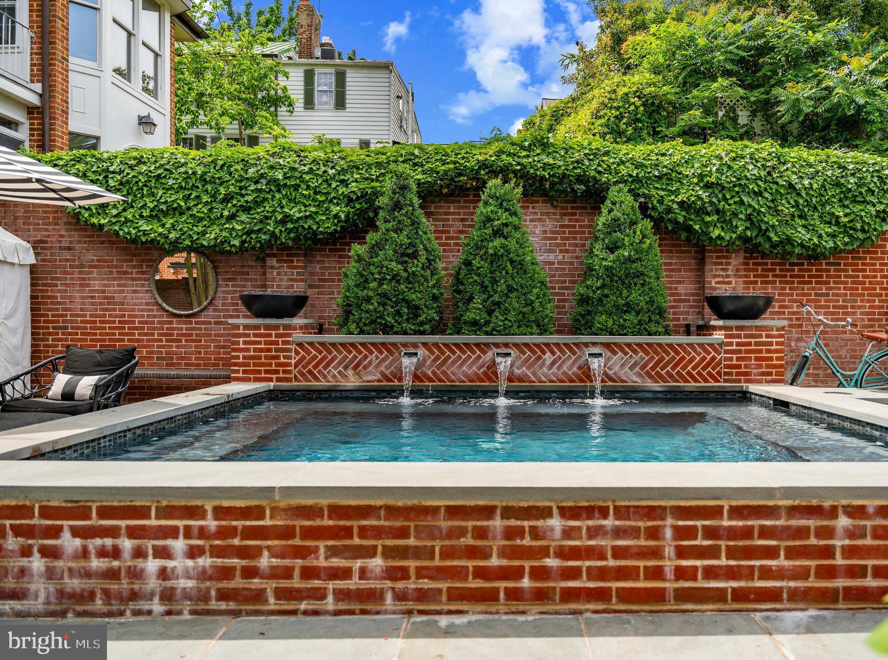 OLD TOWN - Residential