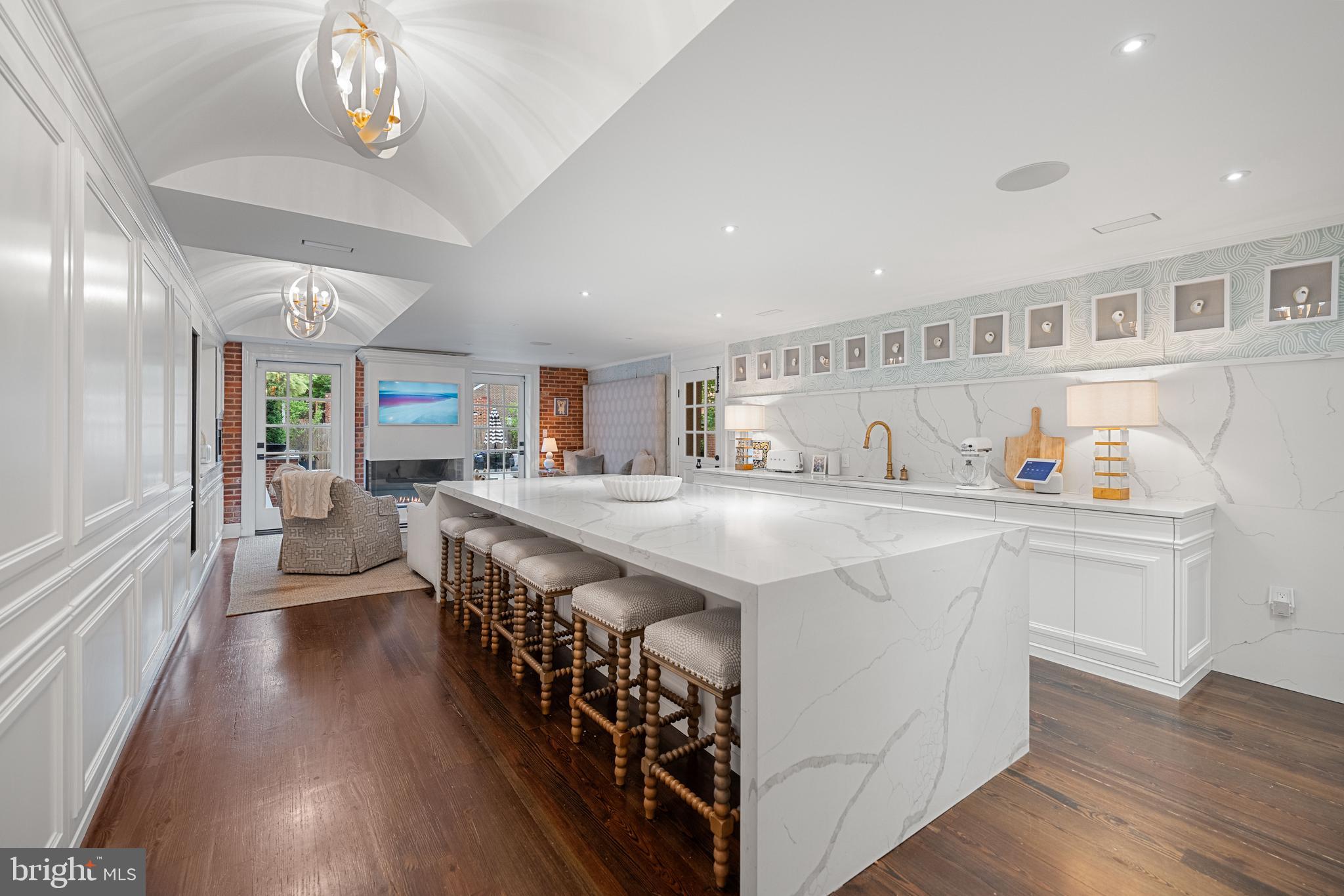 OLD TOWN - Residential