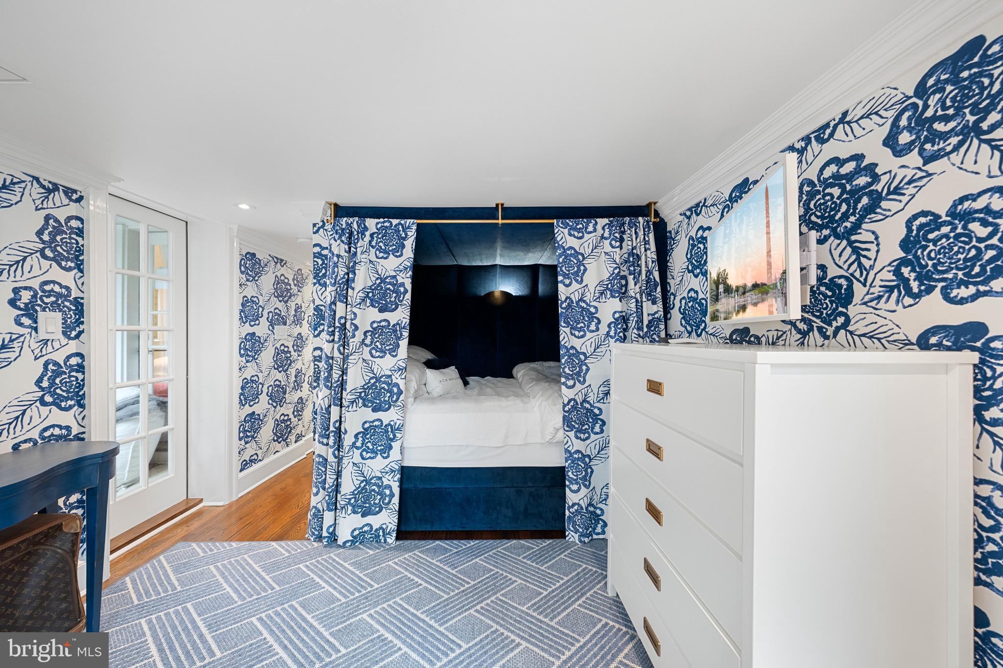 OLD TOWN - Residential