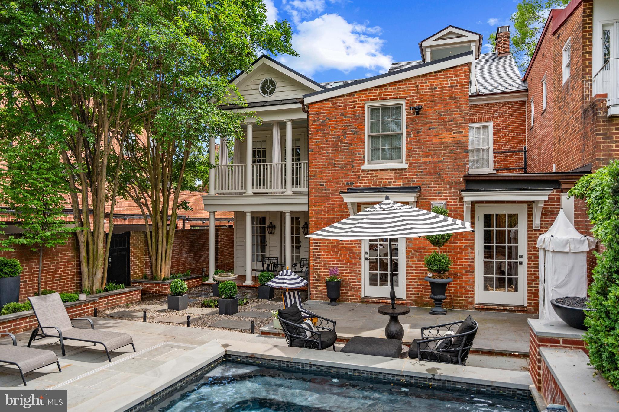 OLD TOWN - Residential