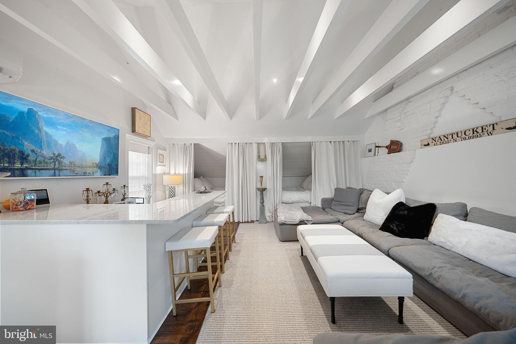 OLD TOWN - Residential