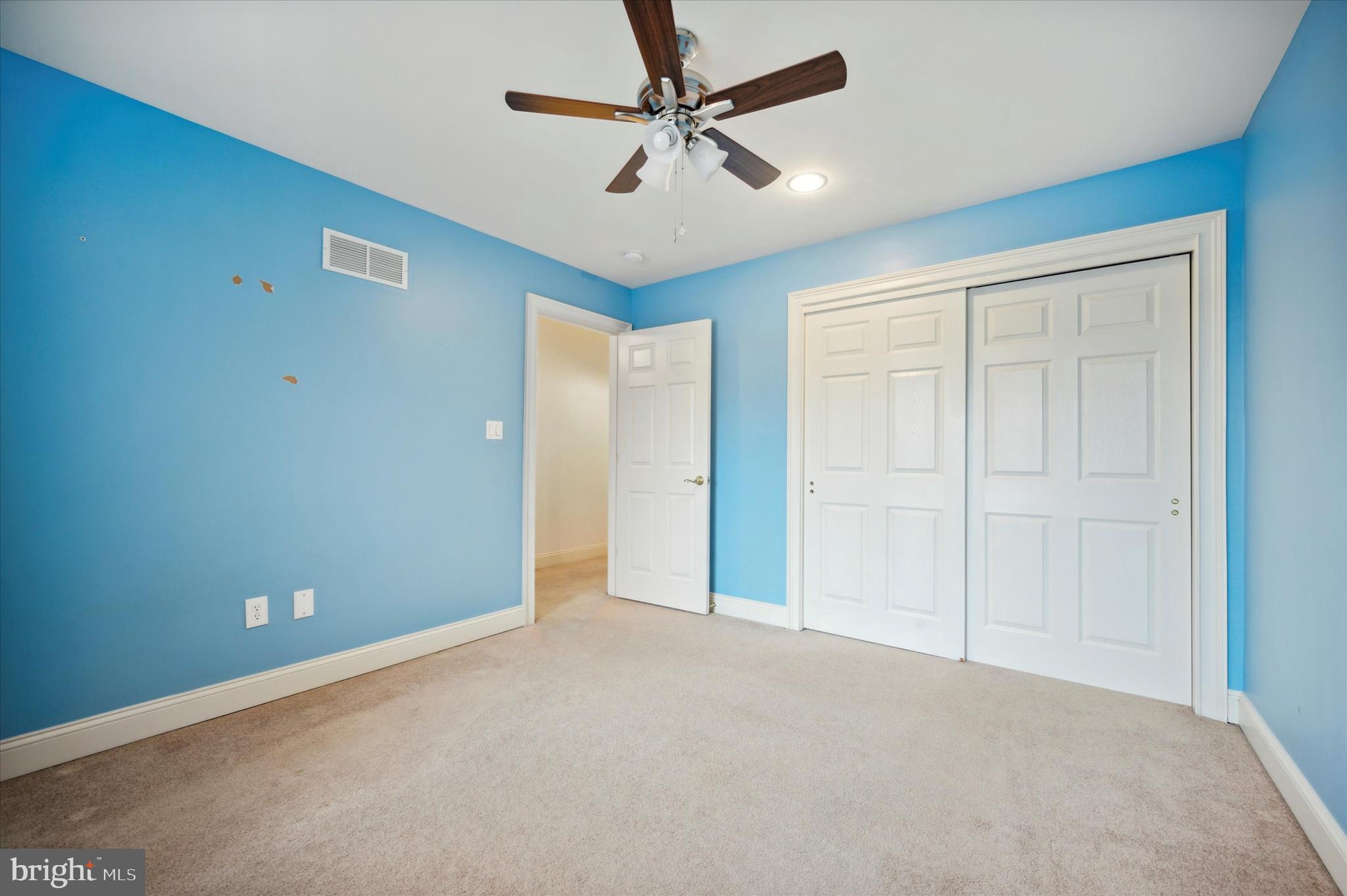 ST JAMES COURT - Residential