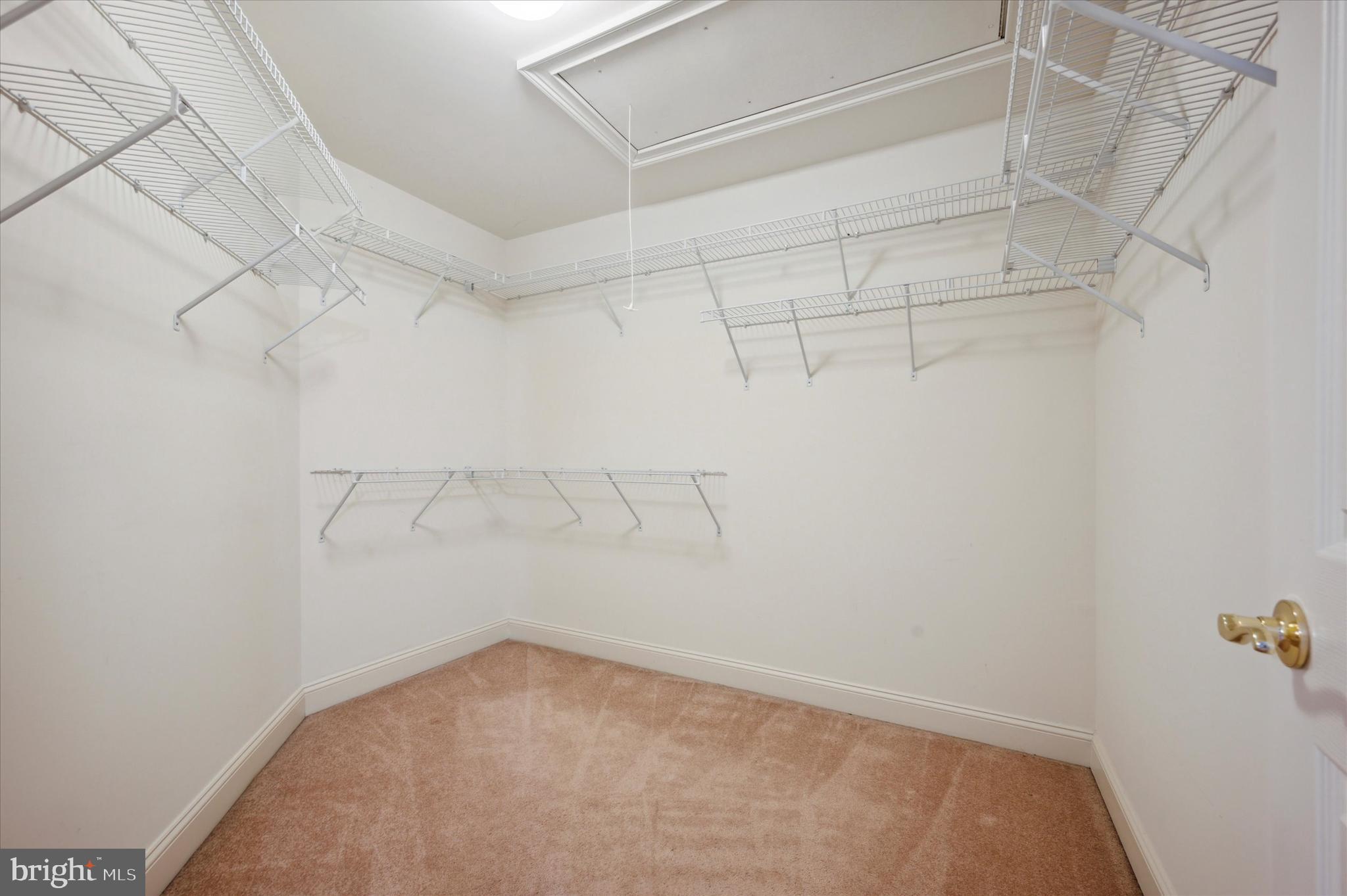 ST JAMES COURT - Residential