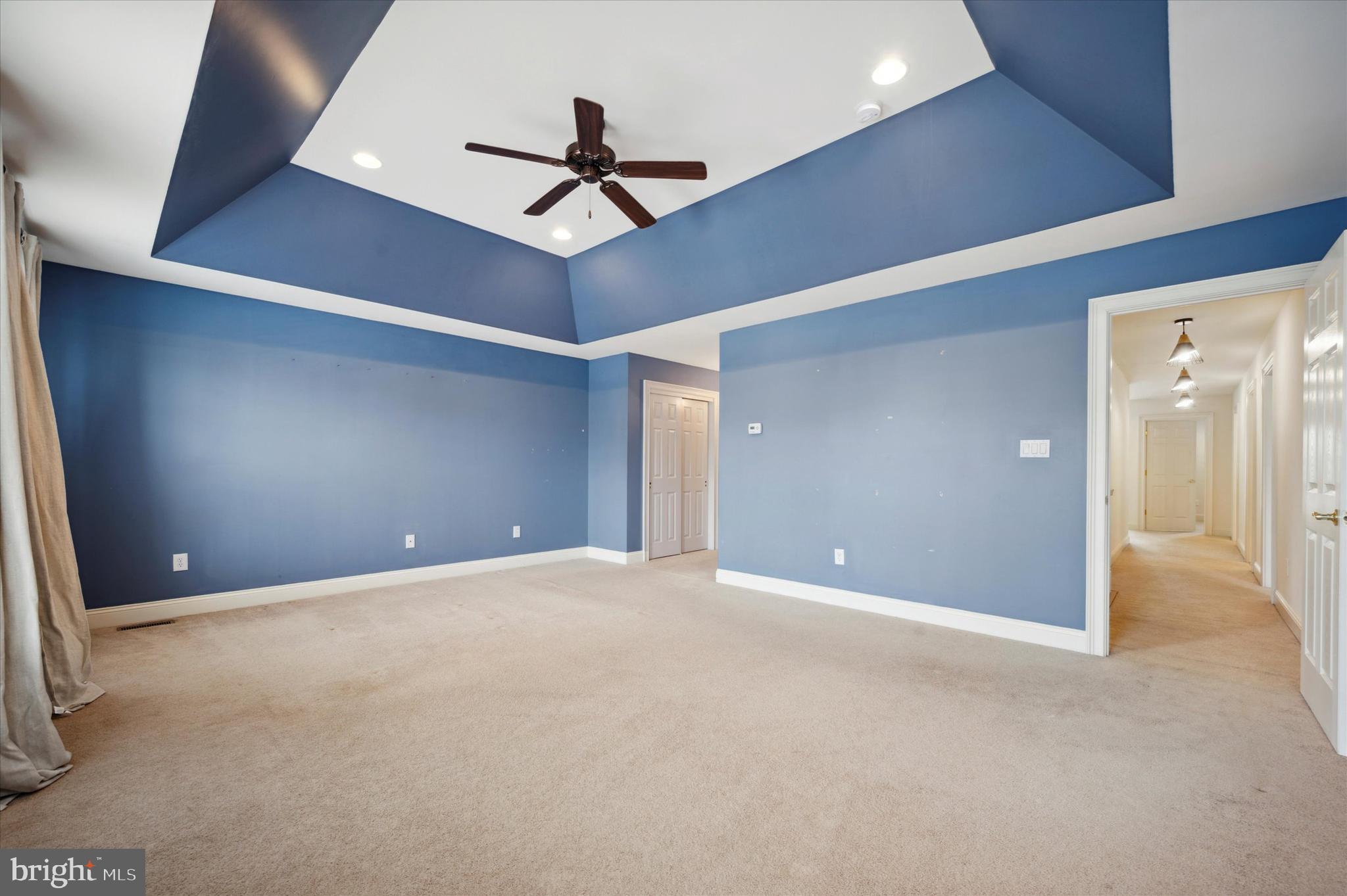 ST JAMES COURT - Residential